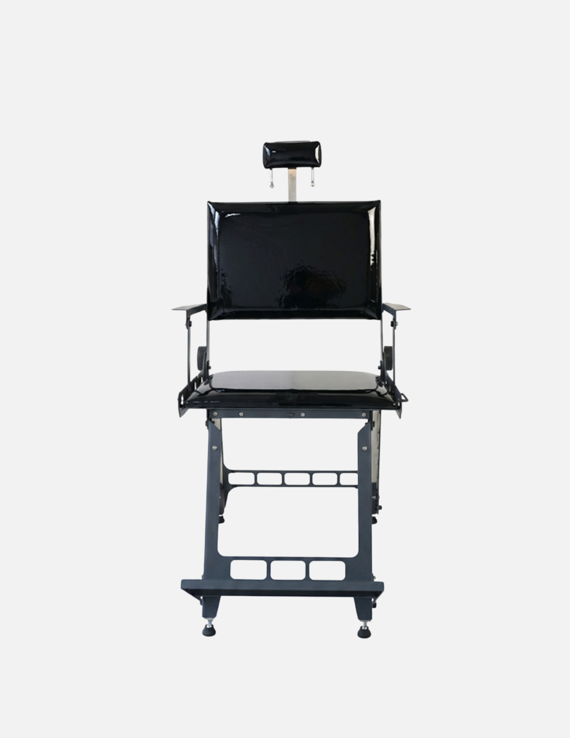 JBS Move 1.0 mobile and foldable barber chair for barbershop, salon, and beauty use