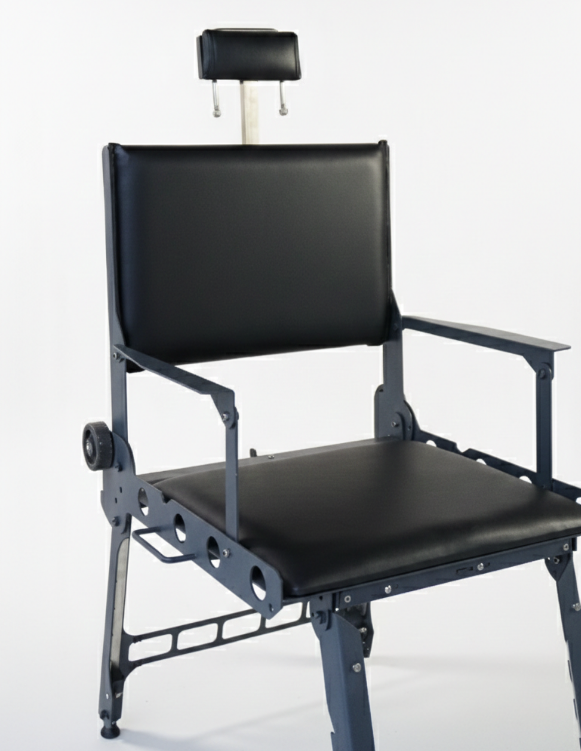 JBS Move 1.0 mobile and foldable barber chair for barbershop, salon, and beauty use