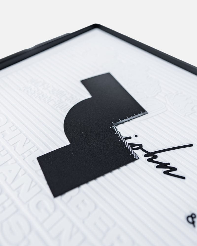 Barber Airbrush Enhancement Card – For clean edges and precise contours. Stencil with mm scale.