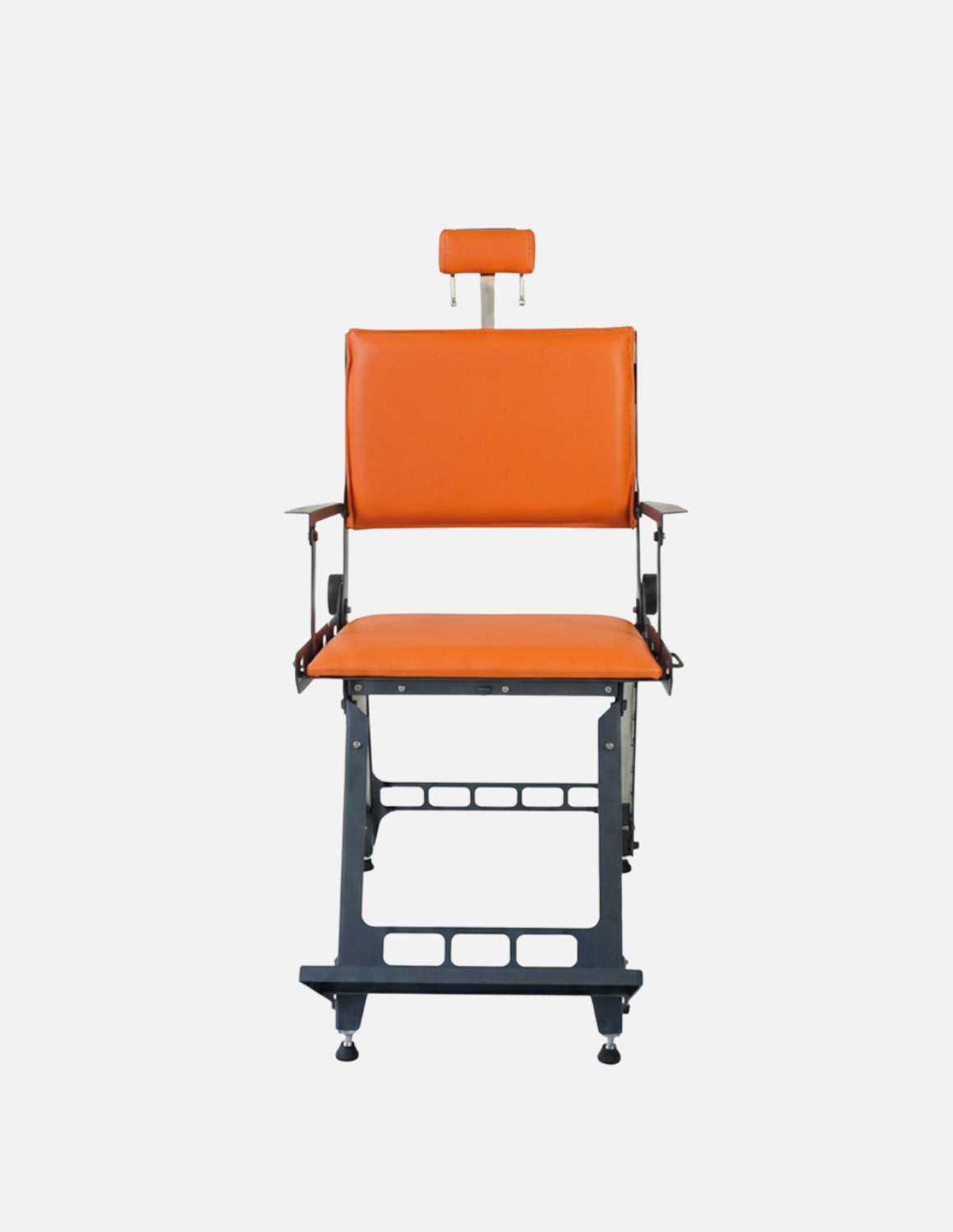 JBS Move 1.0 mobile and foldable barber chair for barbershop, salon, and beauty use