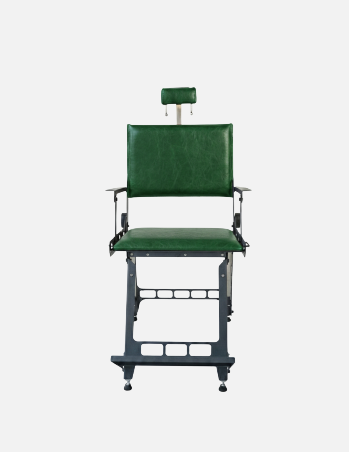 JBS Move 1.0 mobile and foldable barber chair for barbershop, salon, and beauty use