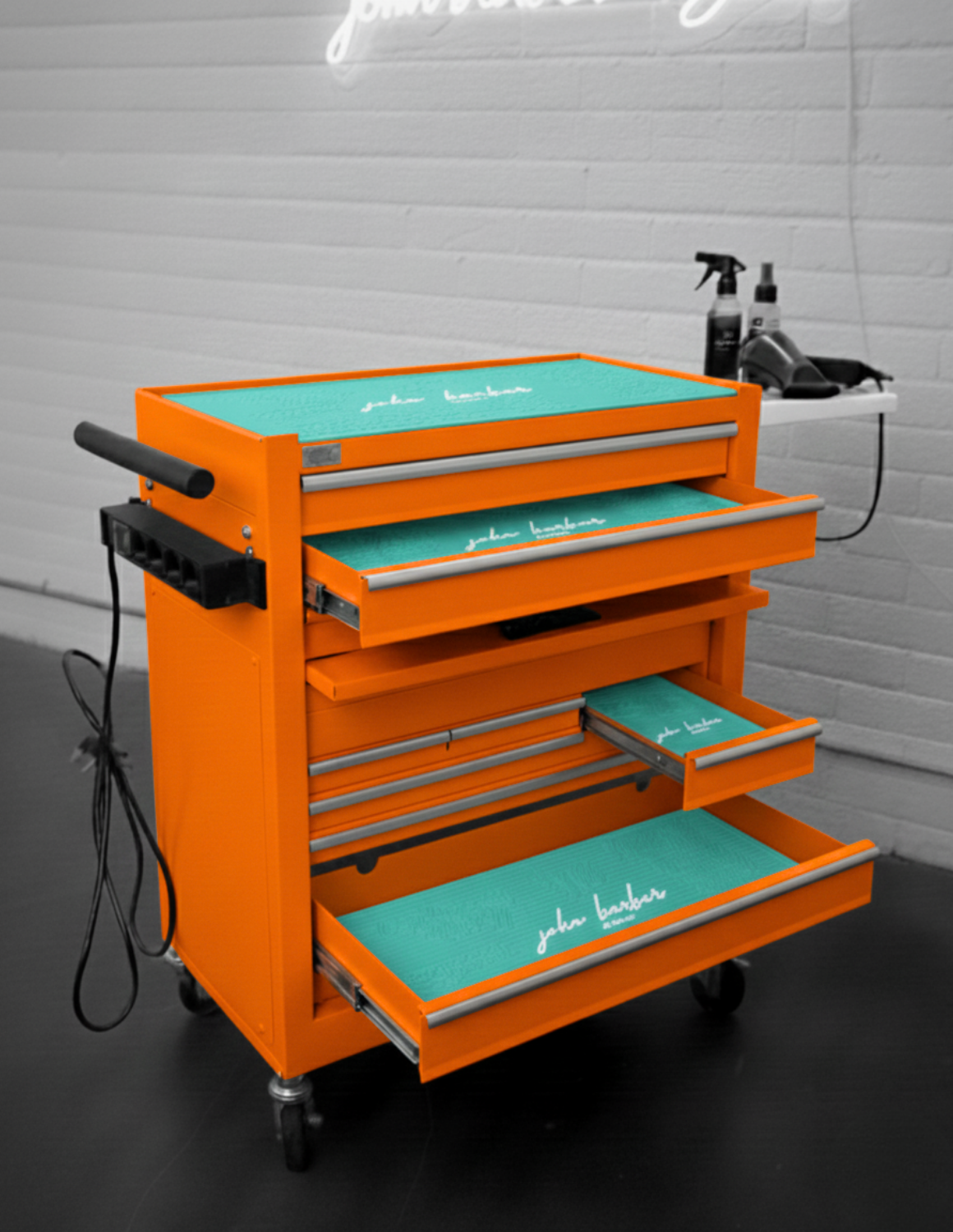 BARBER TROLLEY PRO – Carrello mobile in diversi colori – Disinfezione UV – Carrello da barbiere