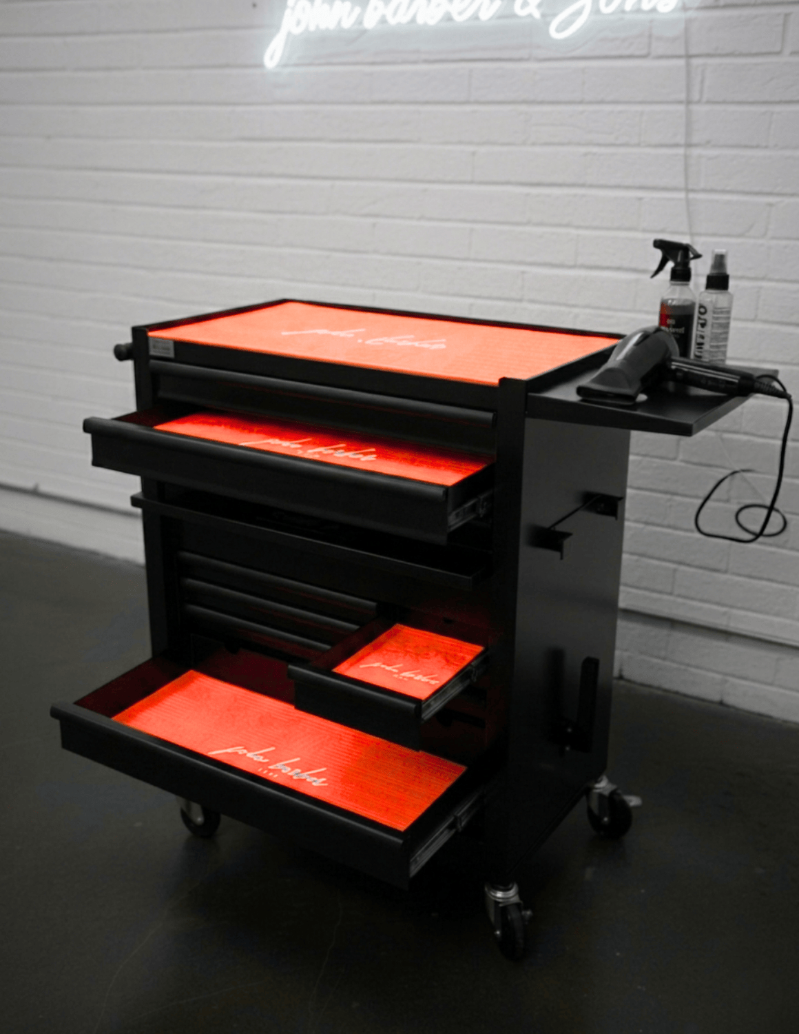 BARBER TROLLEY PRO ROLLWAGEN N VERSCHIEDENEN FARBEN – UV-STERILISATION Friseurwagen