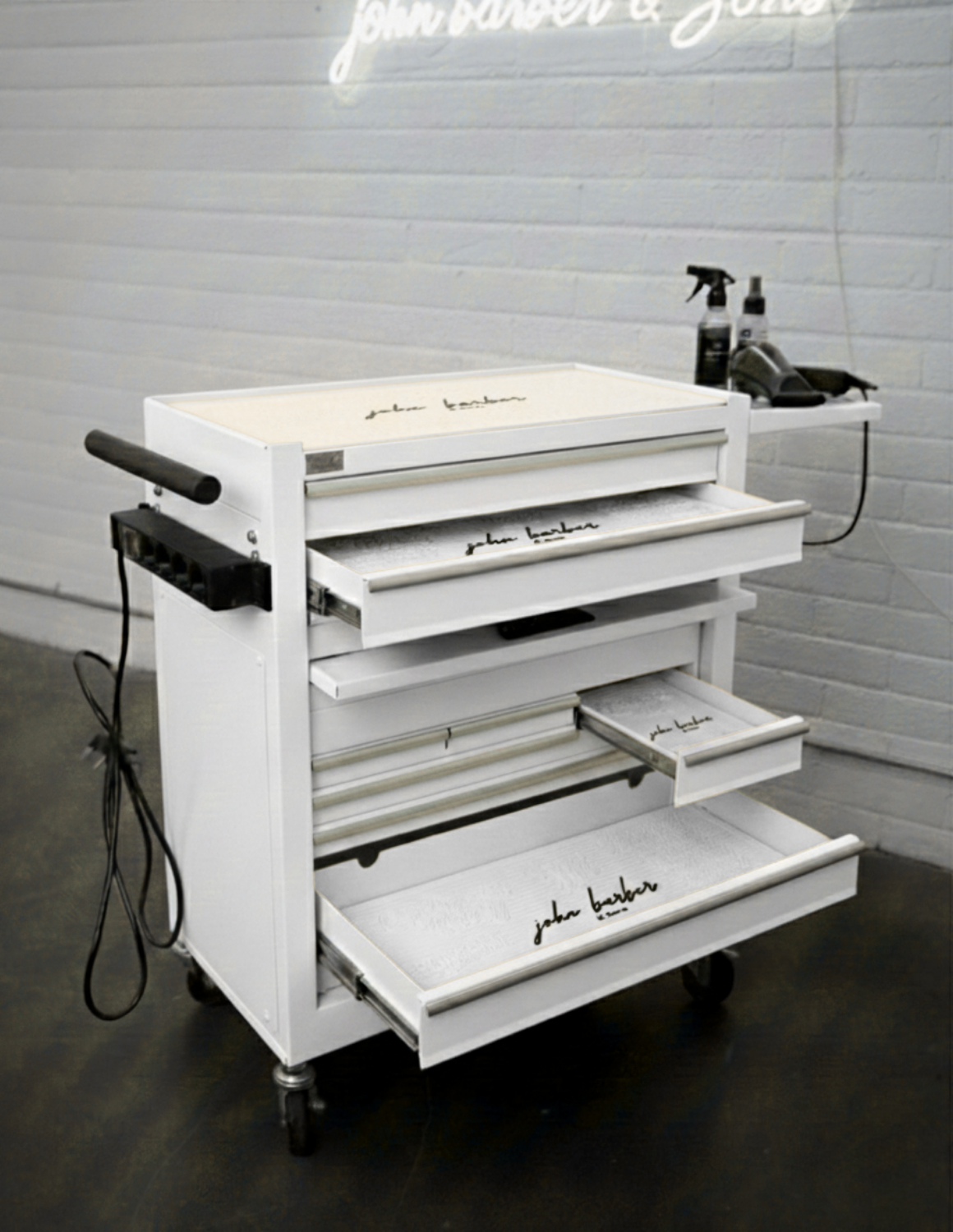 BARBER TROLLEY PRO – Carrello mobile in diversi colori – Disinfezione UV – Carrello da barbiere