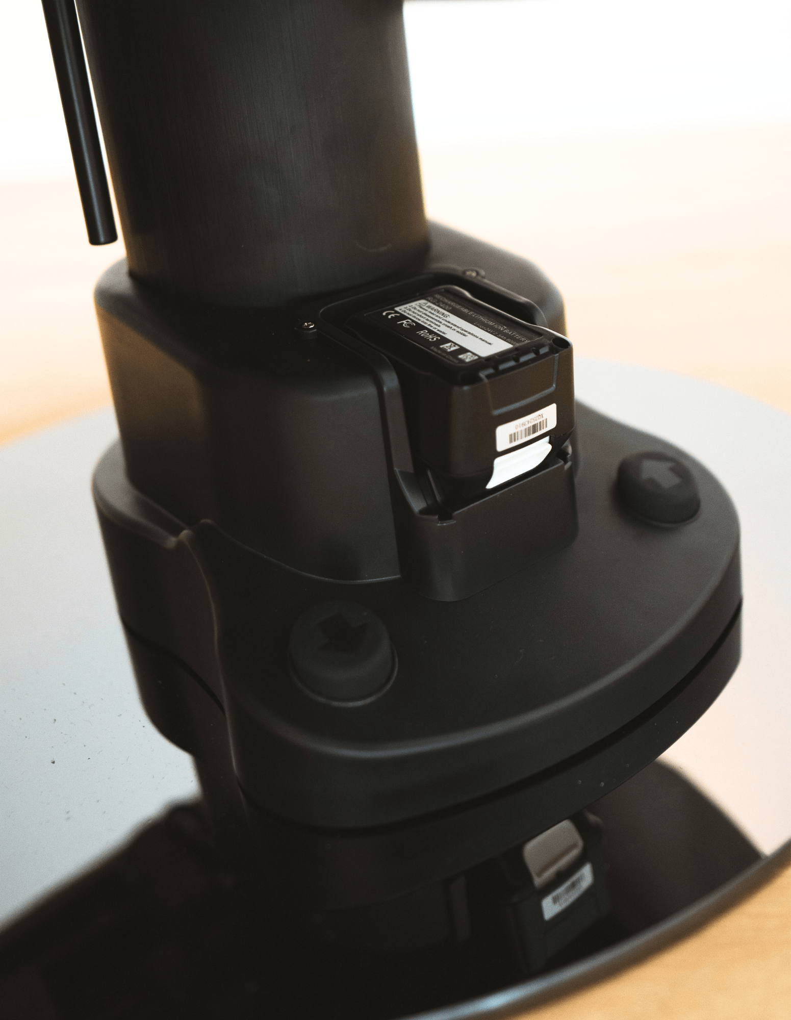 johnbarbersons New School Evolution Gray Wireless electric bar stool with battery