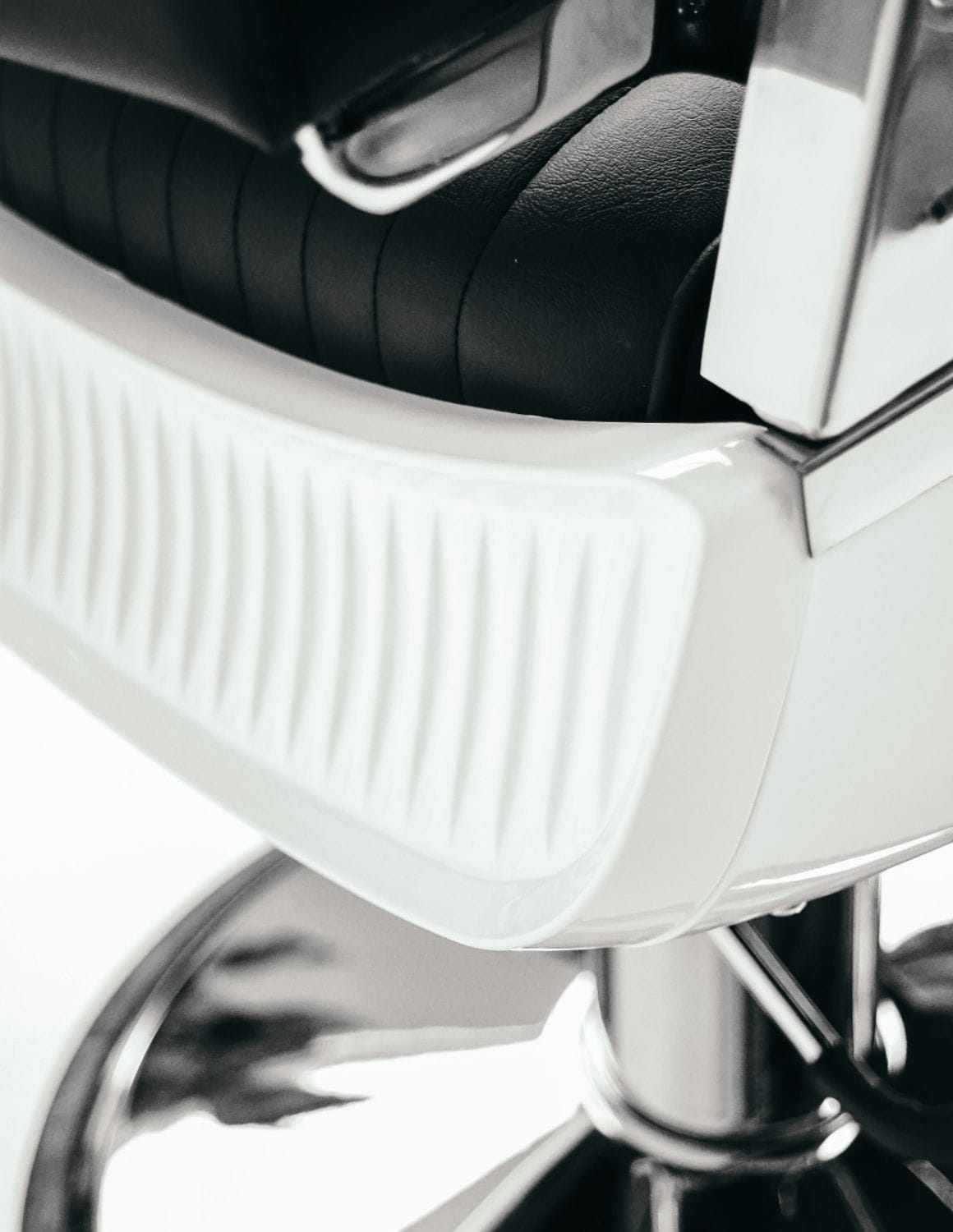 Ripped Guardian Barber Chair