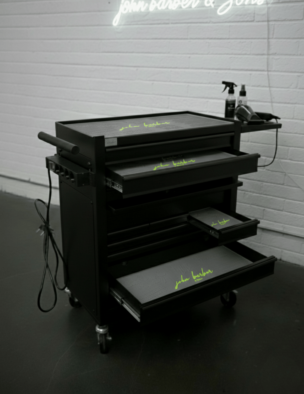 BARBER TROLLEY PRO ROLLWAGEN N VERSCHIEDENEN FARBEN – UV-STERILISATION Friseurwagen