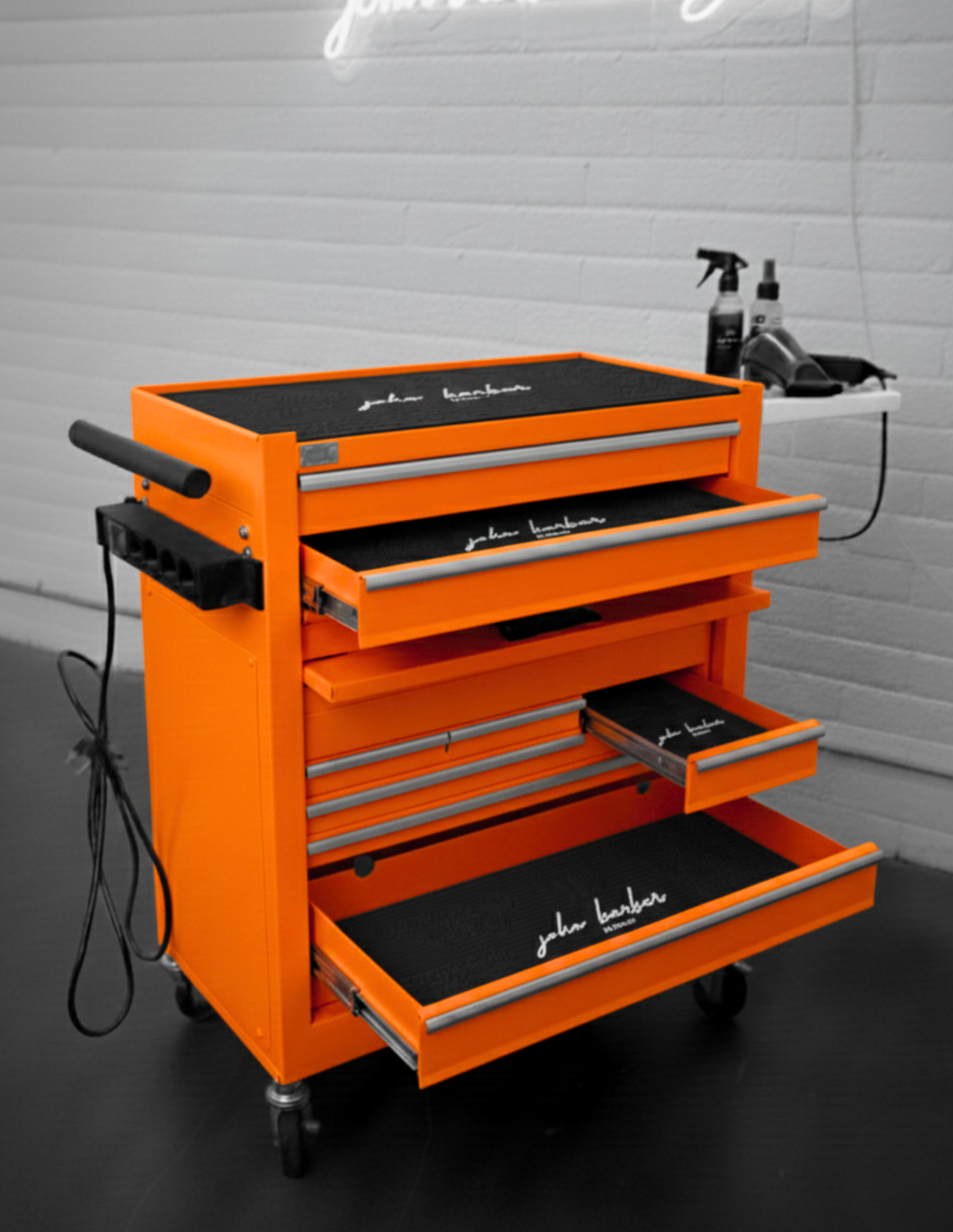 BARBER TROLLEY PRO – Carrello mobile in diversi colori – Disinfezione UV – Carrello da barbiere