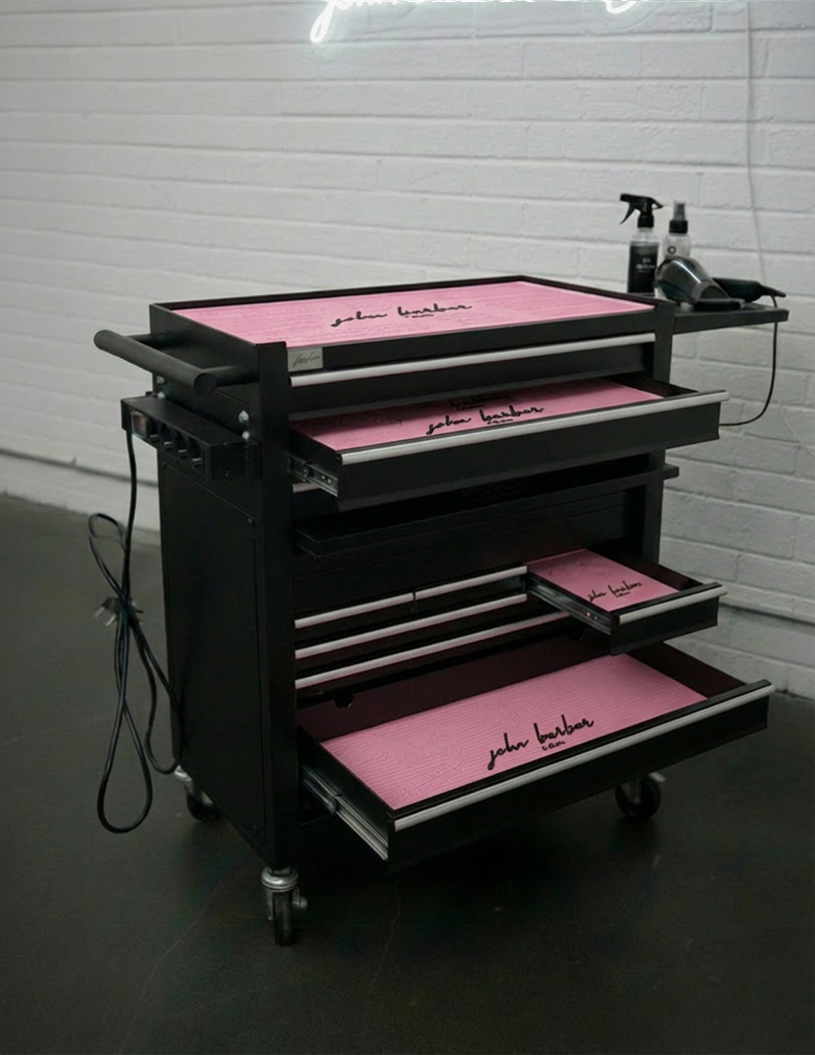 BARBER TROLLEY PRO – Mobiele trolley in verschillende kleuren – UV-desinfectie – Barbiertrolley