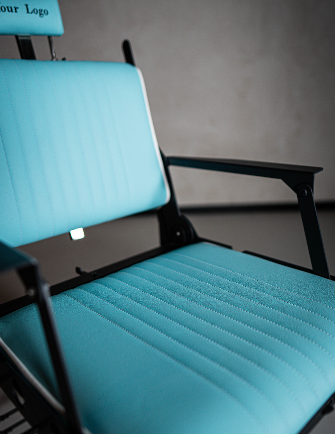 JBS Move 1.0 mobile and foldable barber chair for barbershop, salon, and beauty use