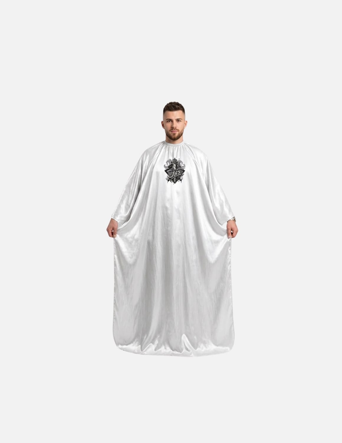 Premium satinbarberkappa med kimono-armöppningar och sidenlook – Broderad med din logotyp | Frisörkappa & satinkappa