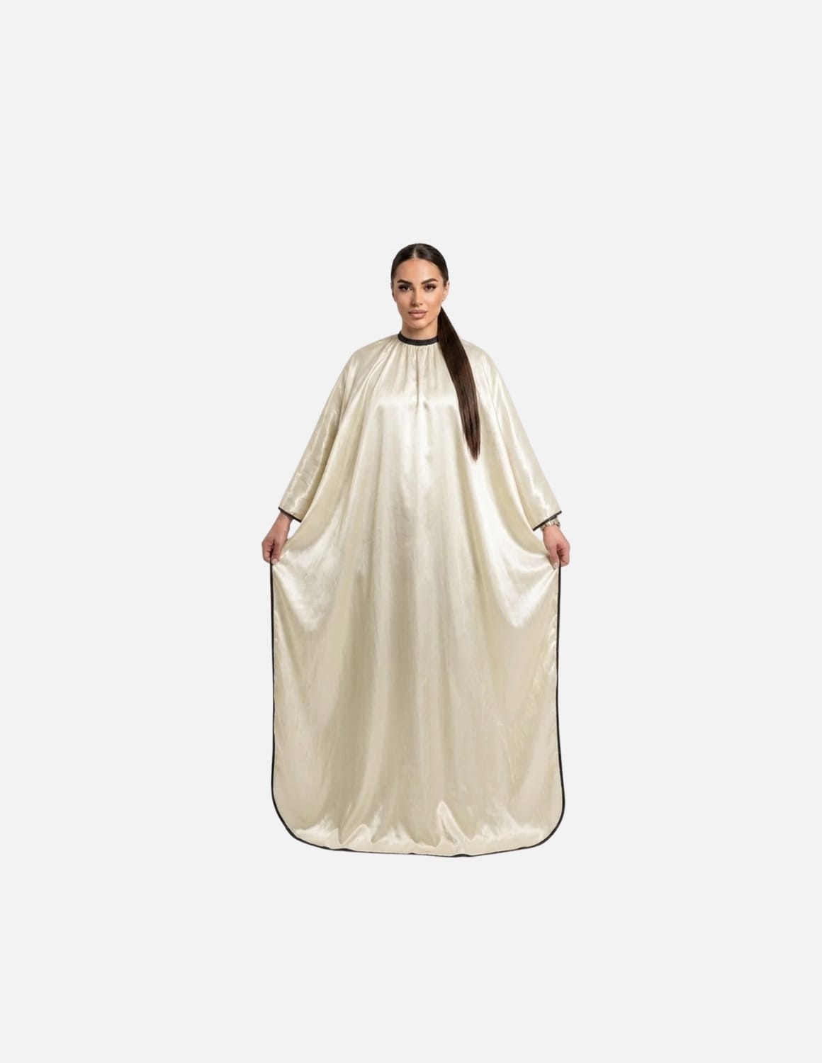 Premium satinbarberkappa med kimono-armöppningar och sidenlook – Utan logotyp | Frisörkappa & satinkappa