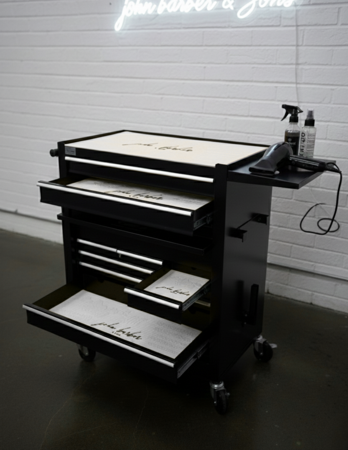 BARBER TROLLEY PRO – Mobiele trolley in verschillende kleuren – UV-desinfectie – Barbiertrolley