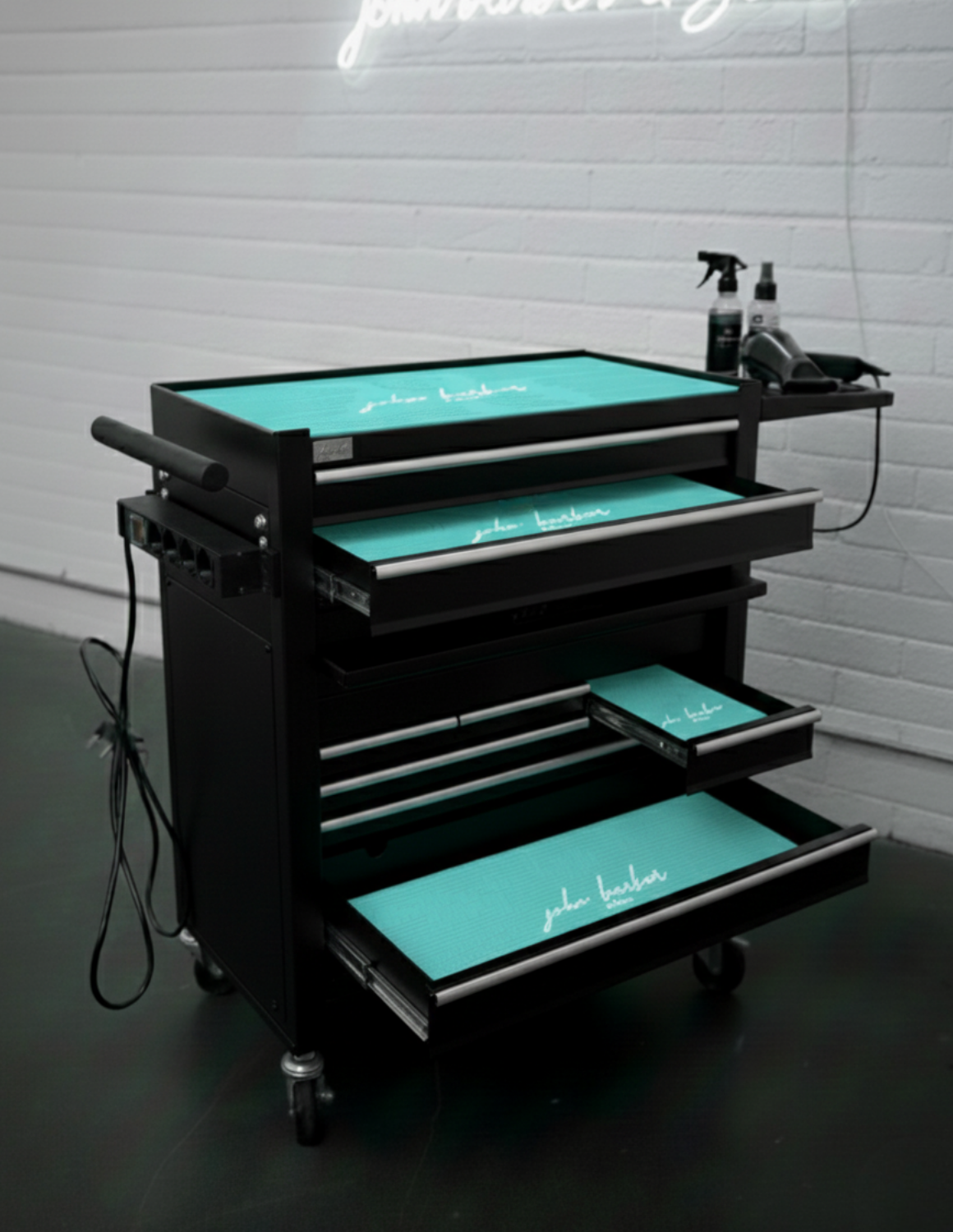 BARBER TROLLEY PRO – Carrello mobile in diversi colori – Disinfezione UV – Carrello da barbiere