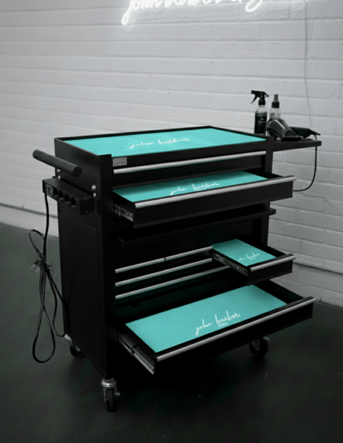 BARBER TROLLEY PRO ROLLWAGEN N VERSCHIEDENEN FARBEN – UV-STERILISATION Friseurwagen
