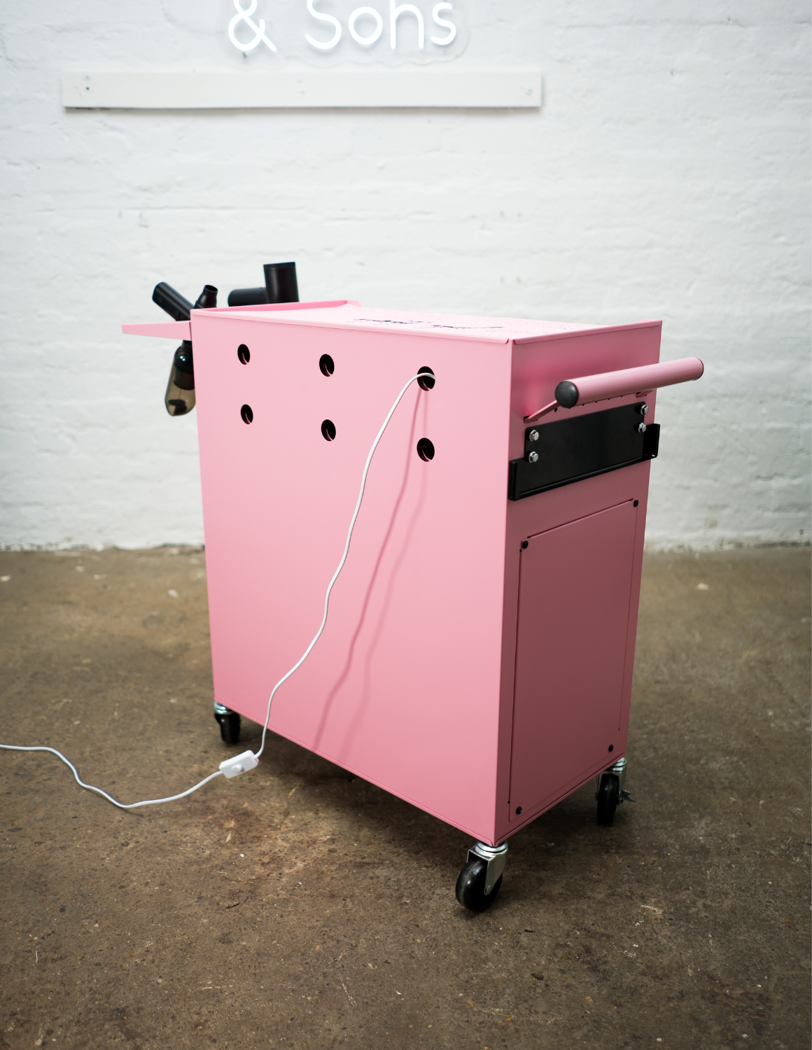 BARBER TROLLEY PRO – Carrello mobile in diversi colori – Disinfezione UV – Carrello da barbiere