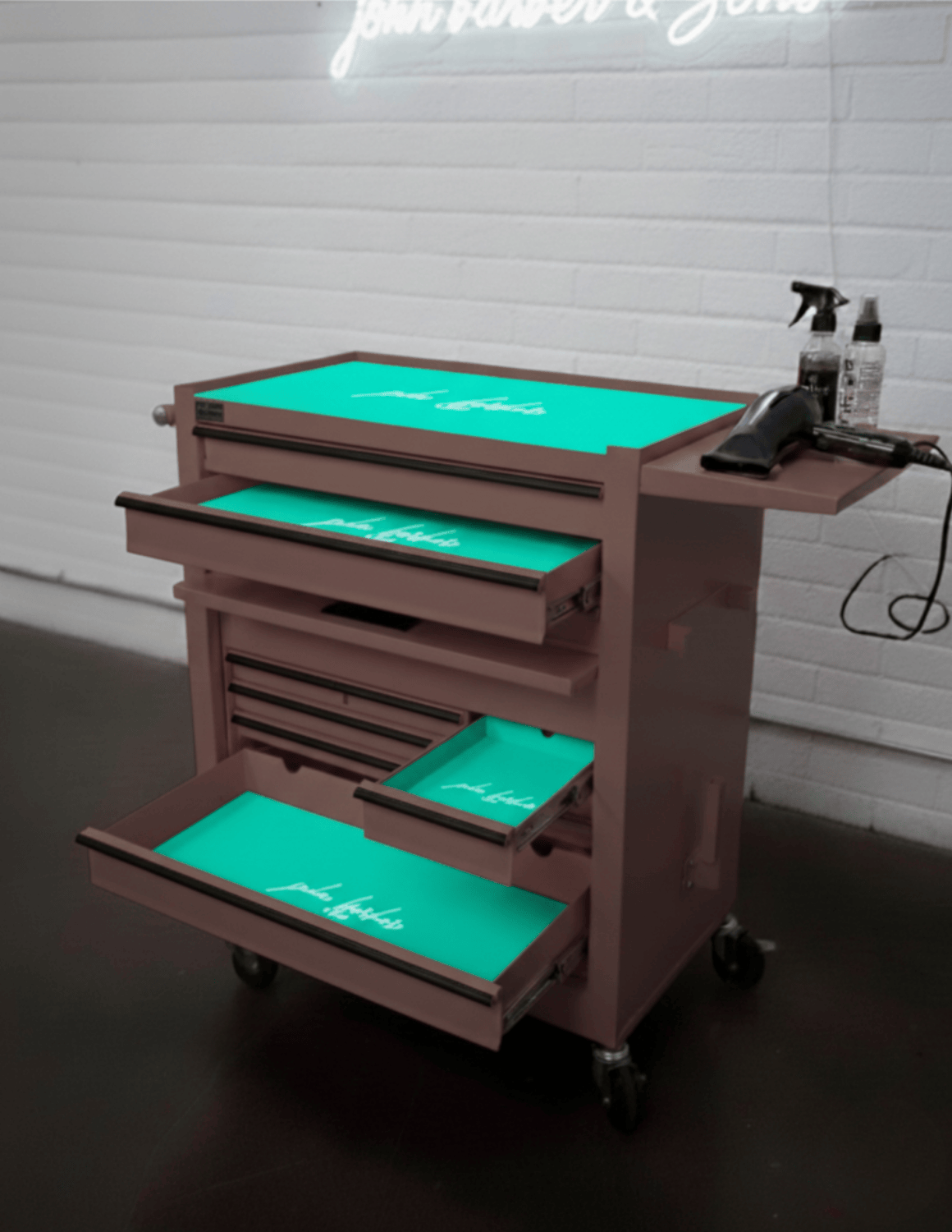 BARBER TROLLEY PRO ROLLWAGEN N VERSCHIEDENEN FARBEN – UV-STERILISATION Friseurwagen