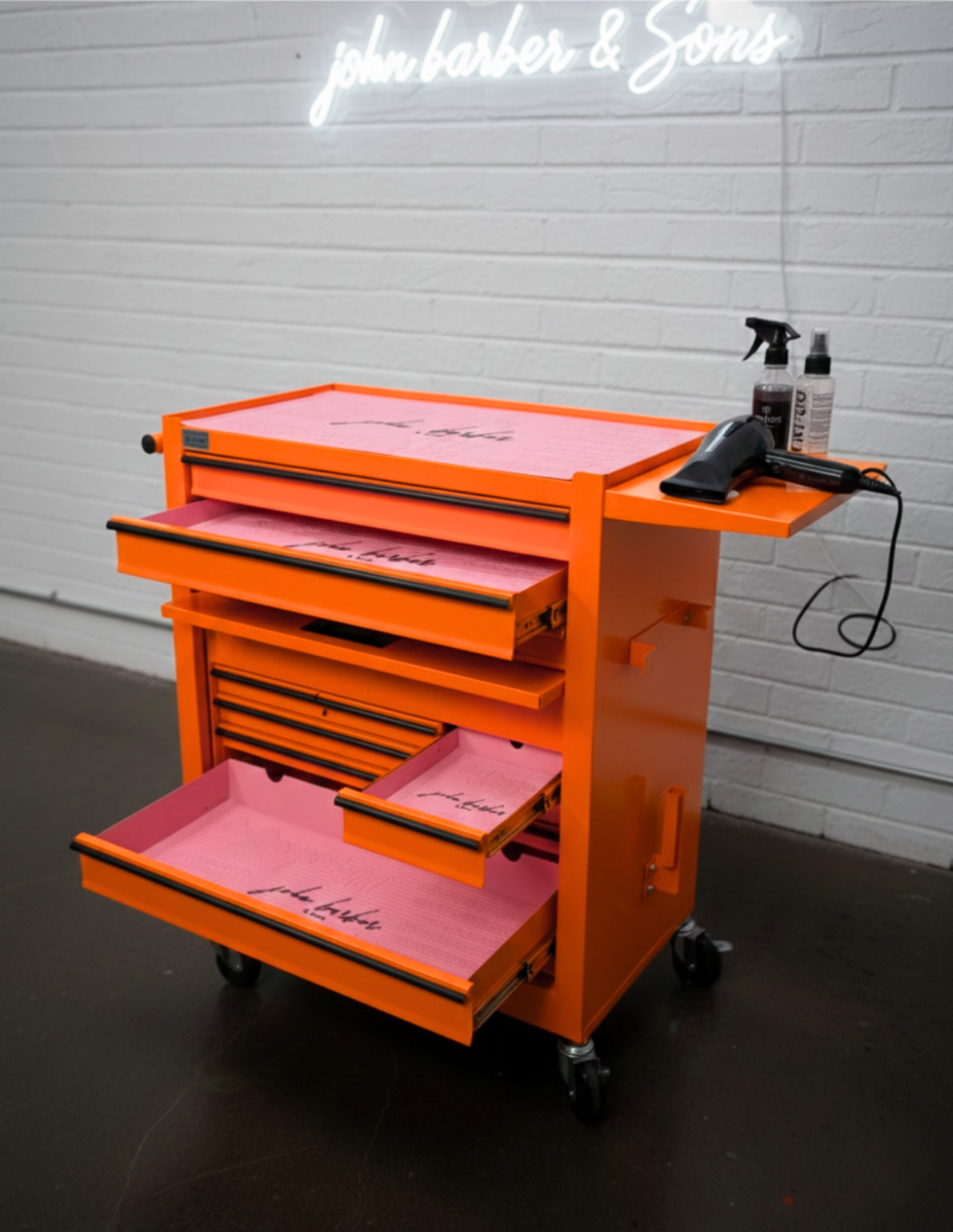 BARBER TROLLEY PRO – Carrello mobile in diversi colori – Disinfezione UV – Carrello da barbiere