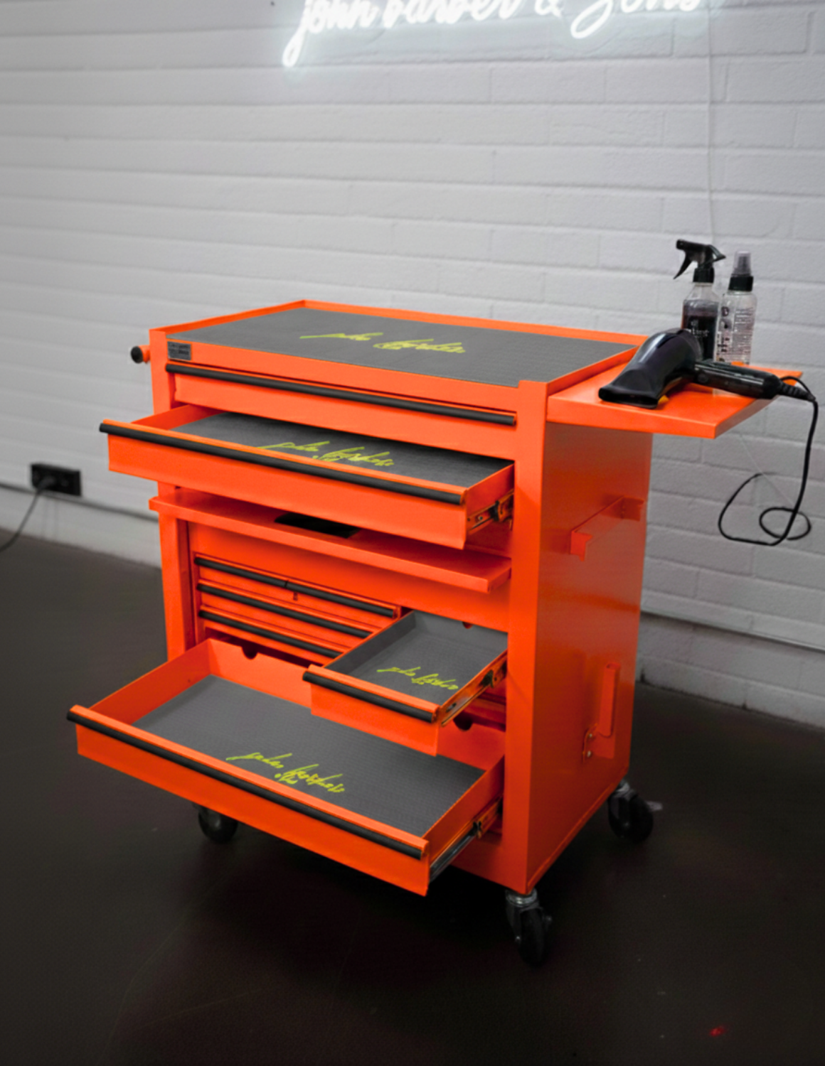 BARBER TROLLEY PRO – Mobiele trolley in verschillende kleuren – UV-desinfectie – Barbiertrolley