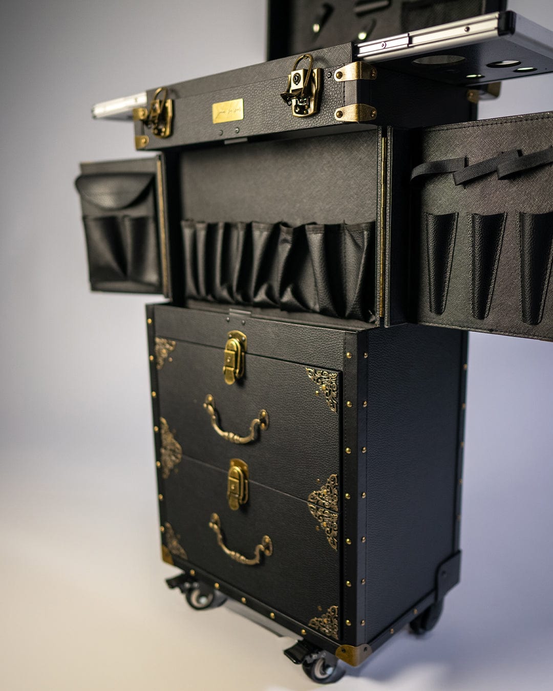 johnbarbersons Mobile Barbier Arbeitsstation im klassischen Stil