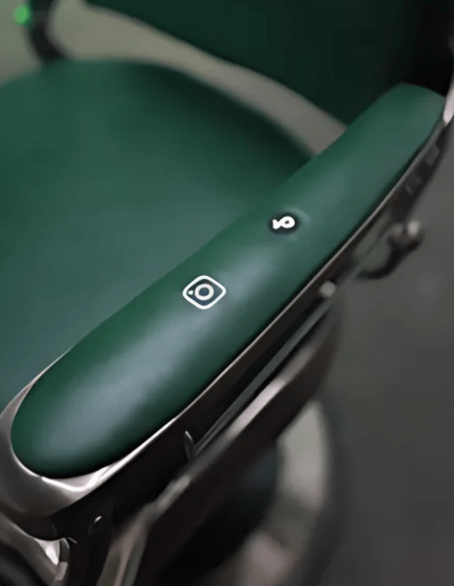 CWYC Embroidered Armrests with Integrated NFC Chip for a "Smart" Barber Chair