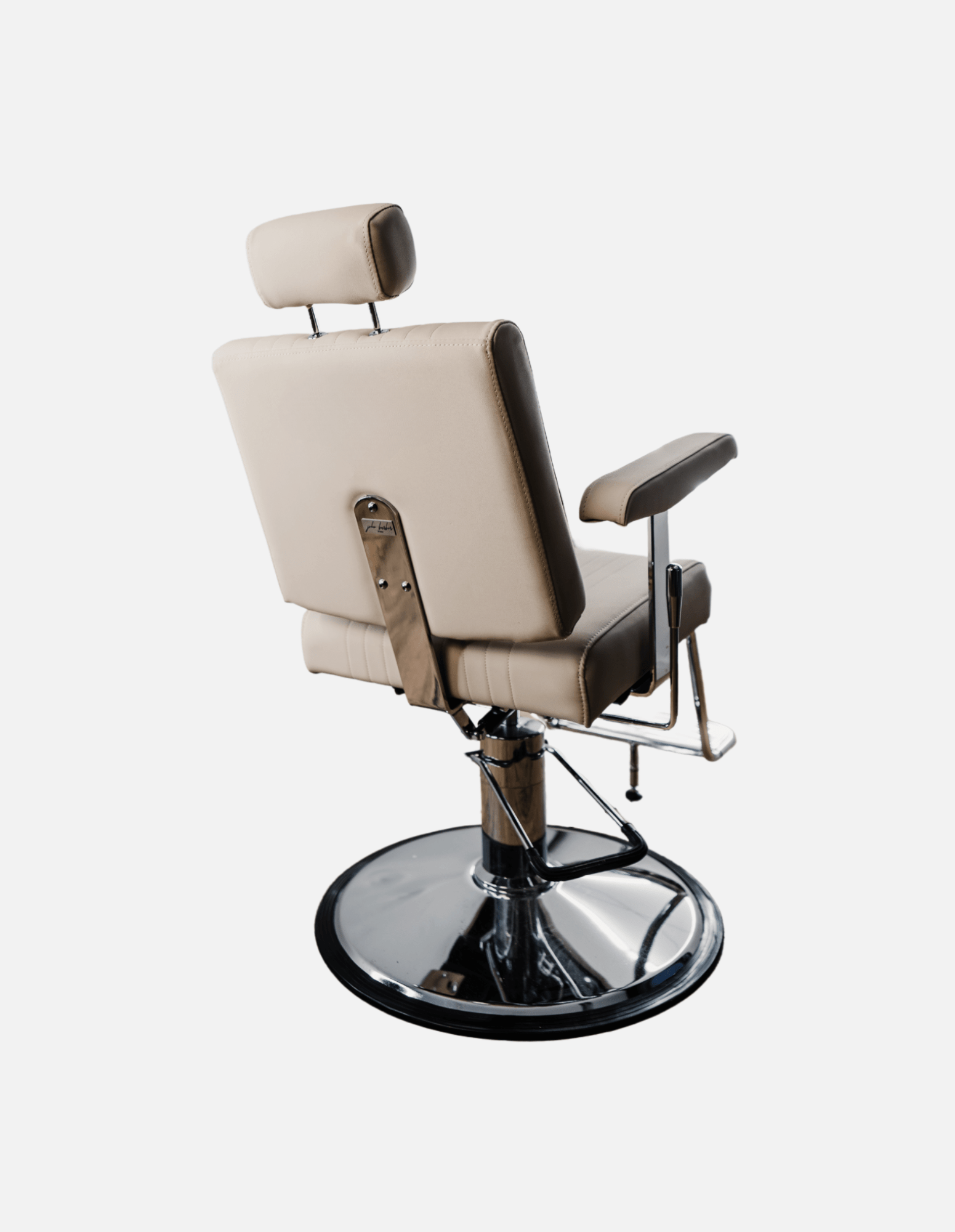 johnbarbersons Chairs The Wire Beige