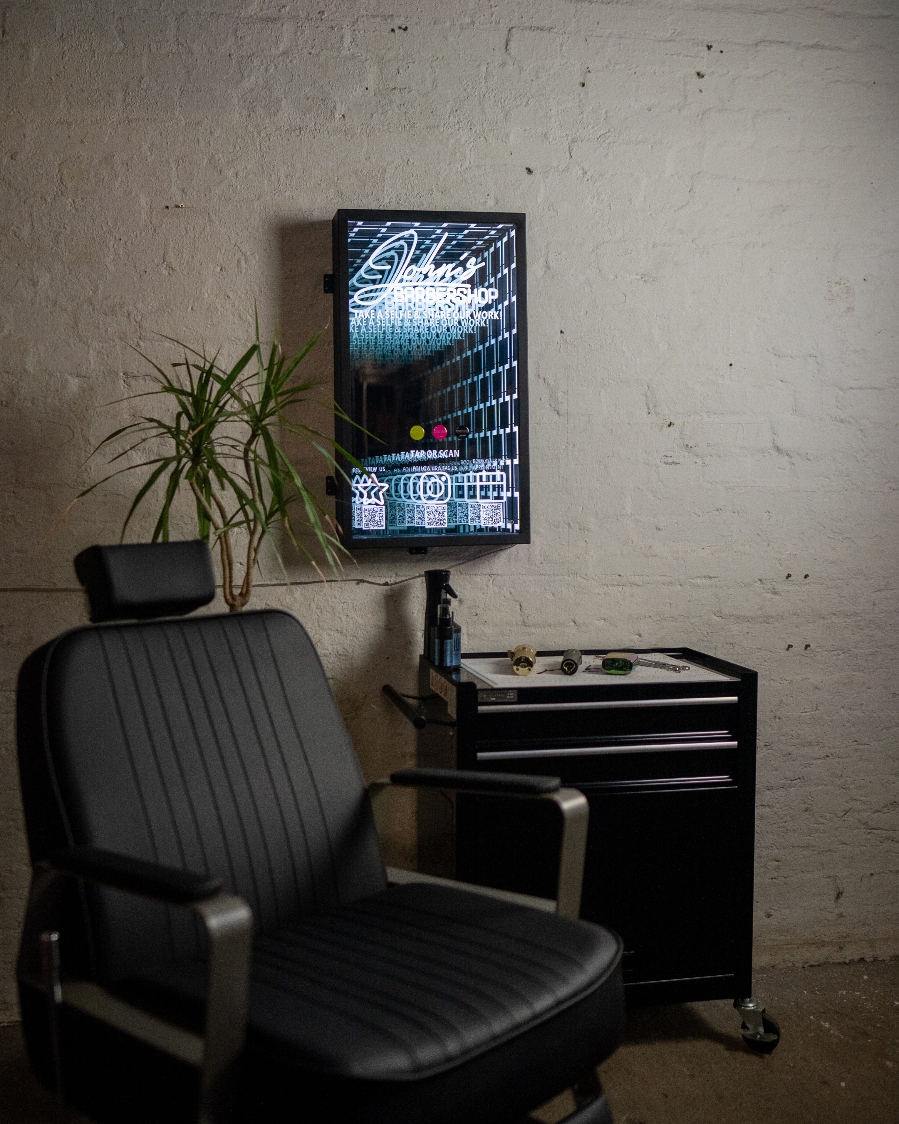 johnbarbersons Unendlicher Check Out Spiegel