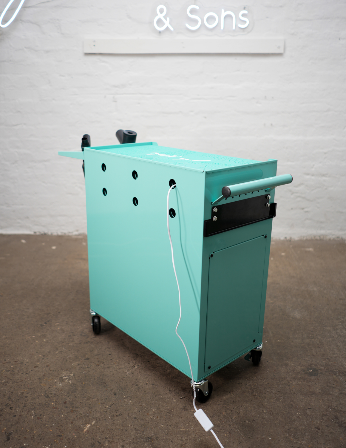 johnbarbersons Barber Trolley in Turquoise