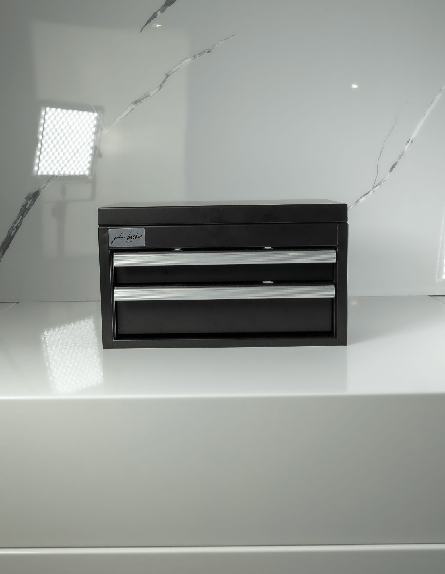 Mini Werkzeugschublade für Arbeitsplatte – Barber und Friseur Organizer.
