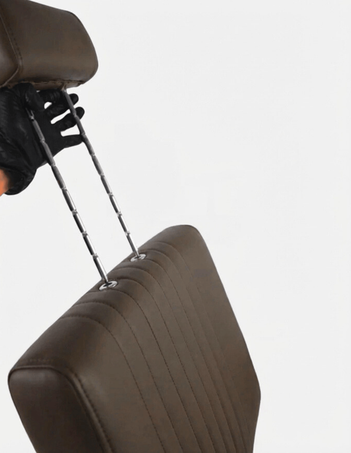 Braunes Kabel für professionelle Friseur- und Barbergeräte – langlebig, flexibel und hochwertig verarbeitet.