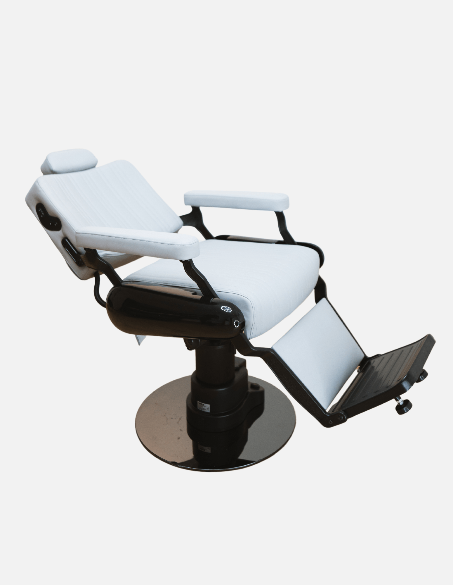 johnbarbersons New School Evolution Gray Wireless electric bar stool with battery