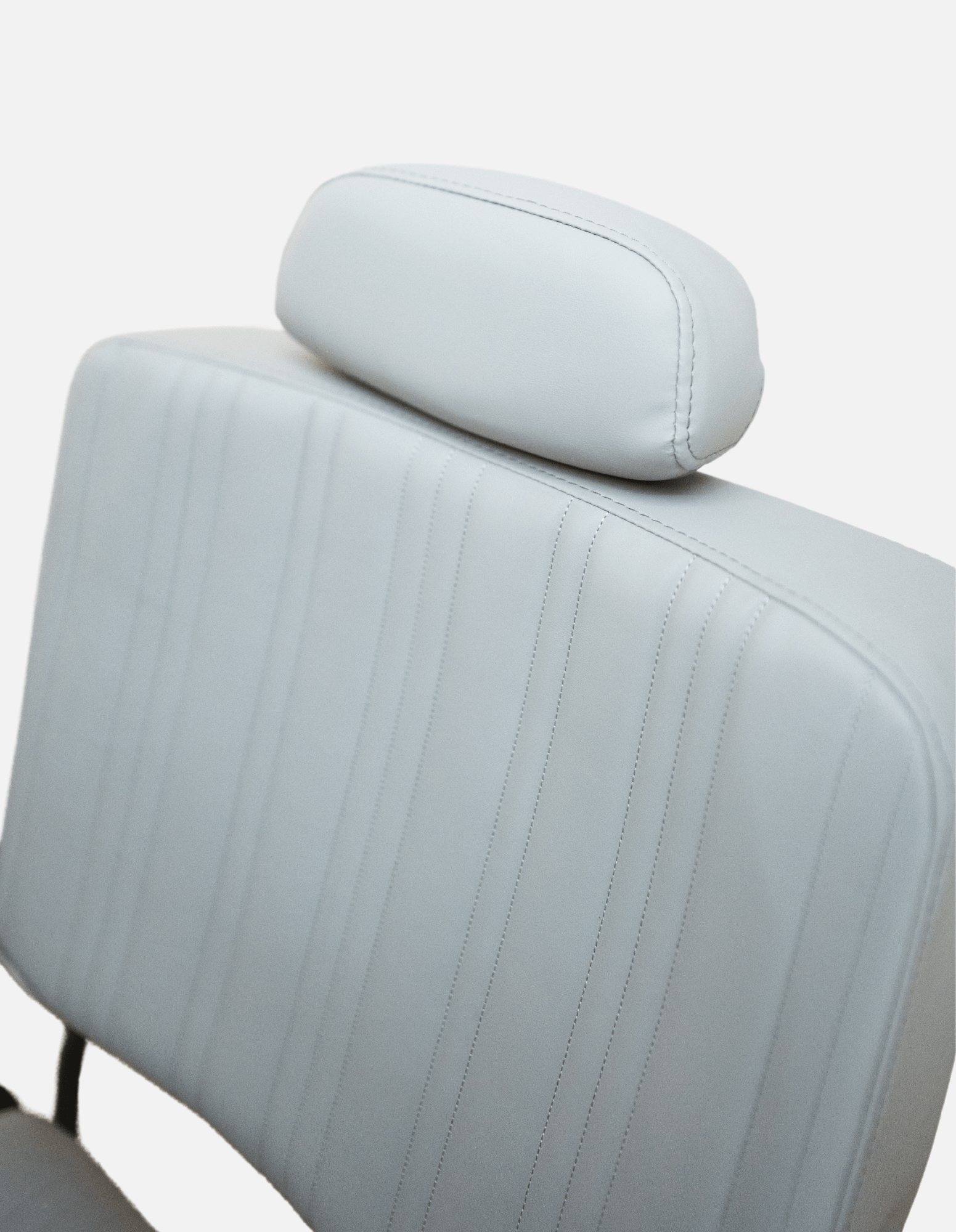 johnbarbersons New School Evolution Gray Wireless electric bar stool with battery