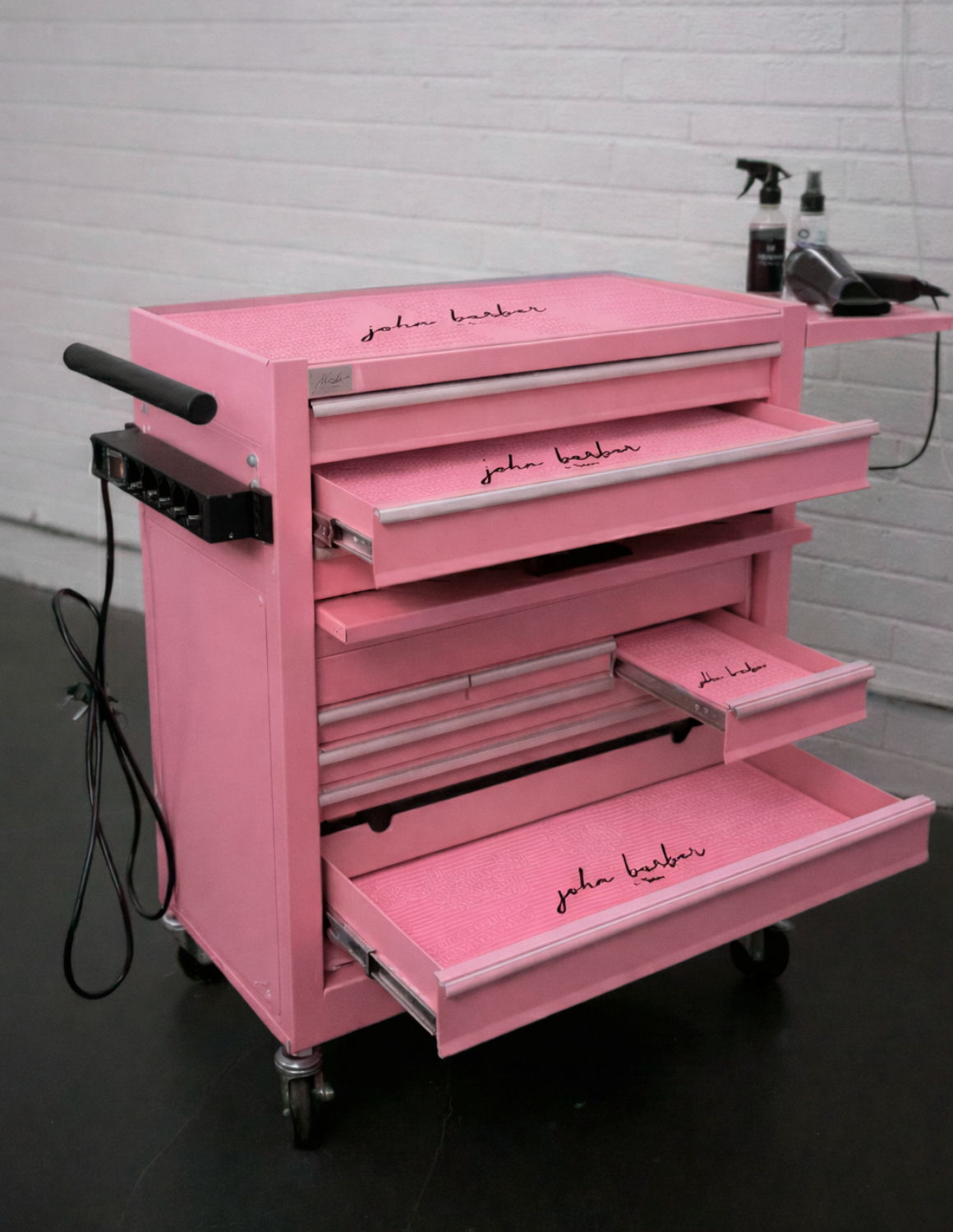 BARBER TROLLEY PRO – Mobiele trolley in verschillende kleuren – UV-desinfectie – Barbiertrolley