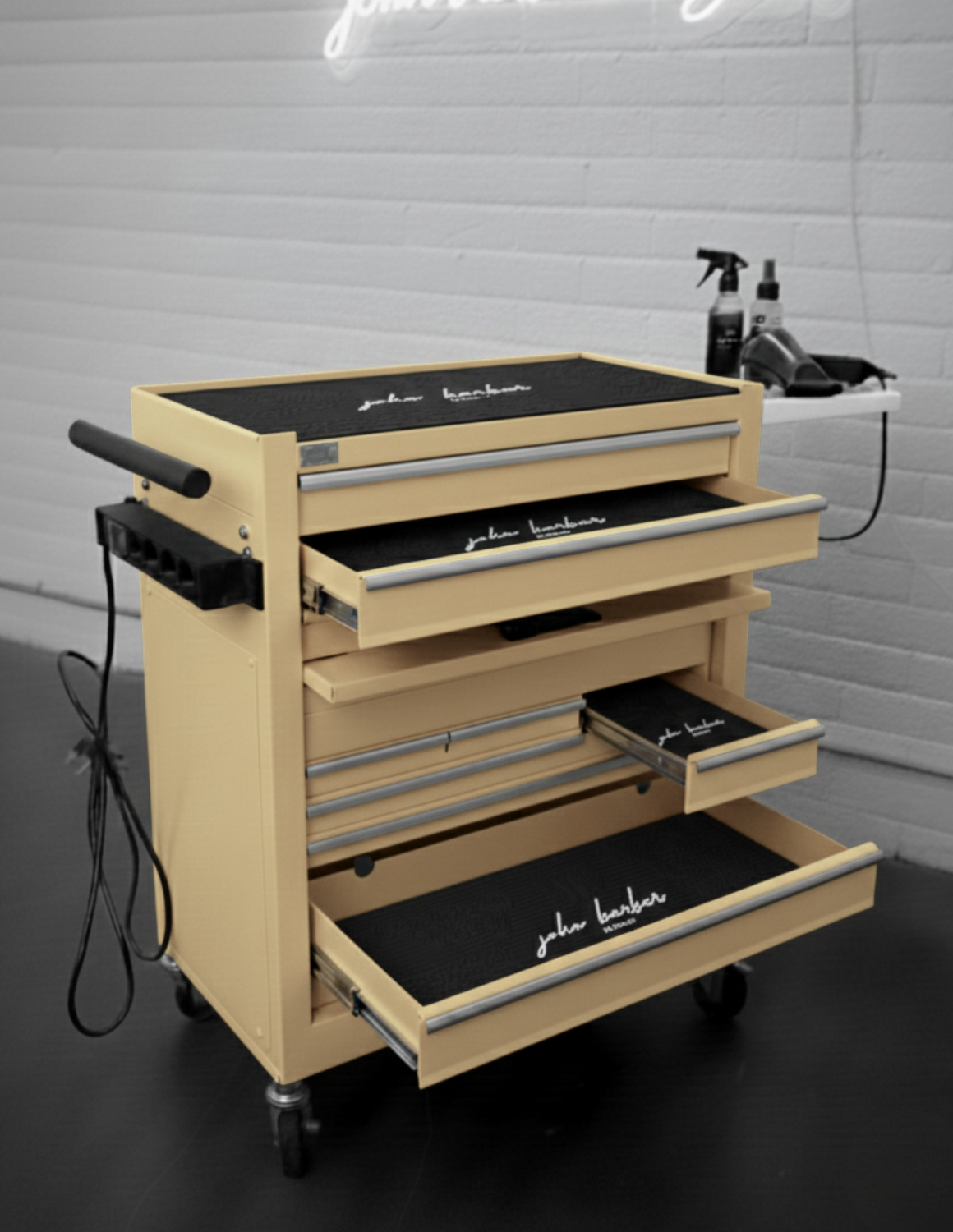 BARBER TROLLEY PRO – Carrello mobile in diversi colori – Disinfezione UV – Carrello da barbiere