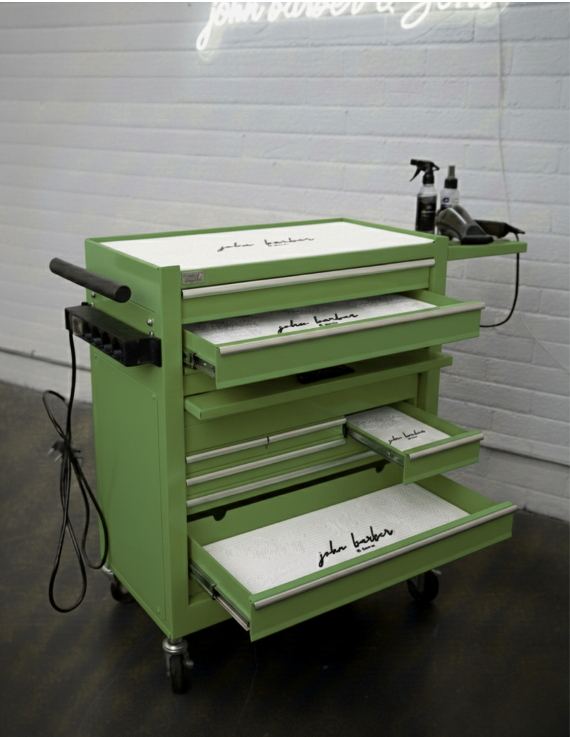 BARBER TROLLEY PRO – Carrello mobile in diversi colori – Disinfezione UV – Carrello da barbiere