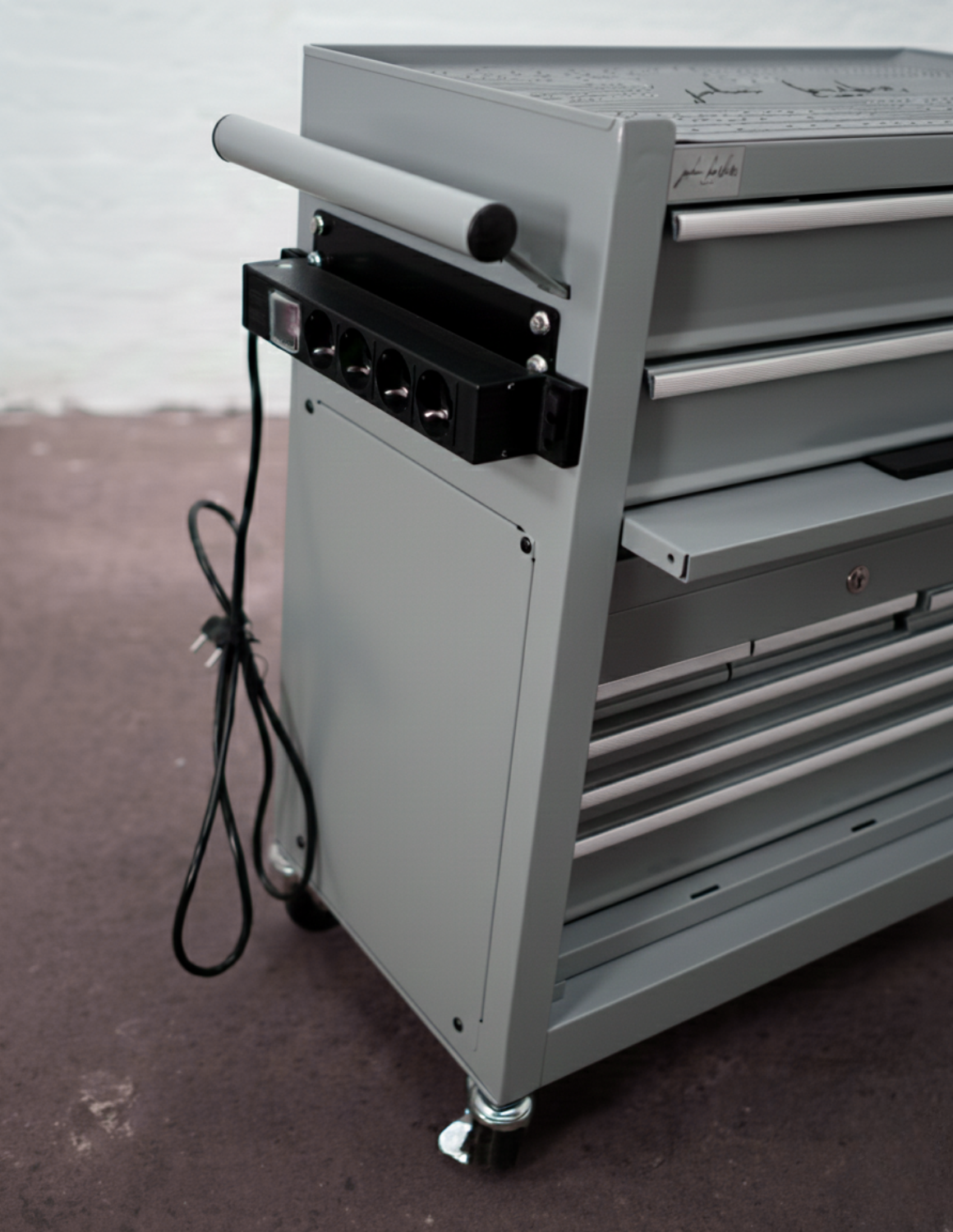 BARBER TROLLEY PRO – Mobiele trolley in verschillende kleuren – UV-desinfectie – Barbiertrolley