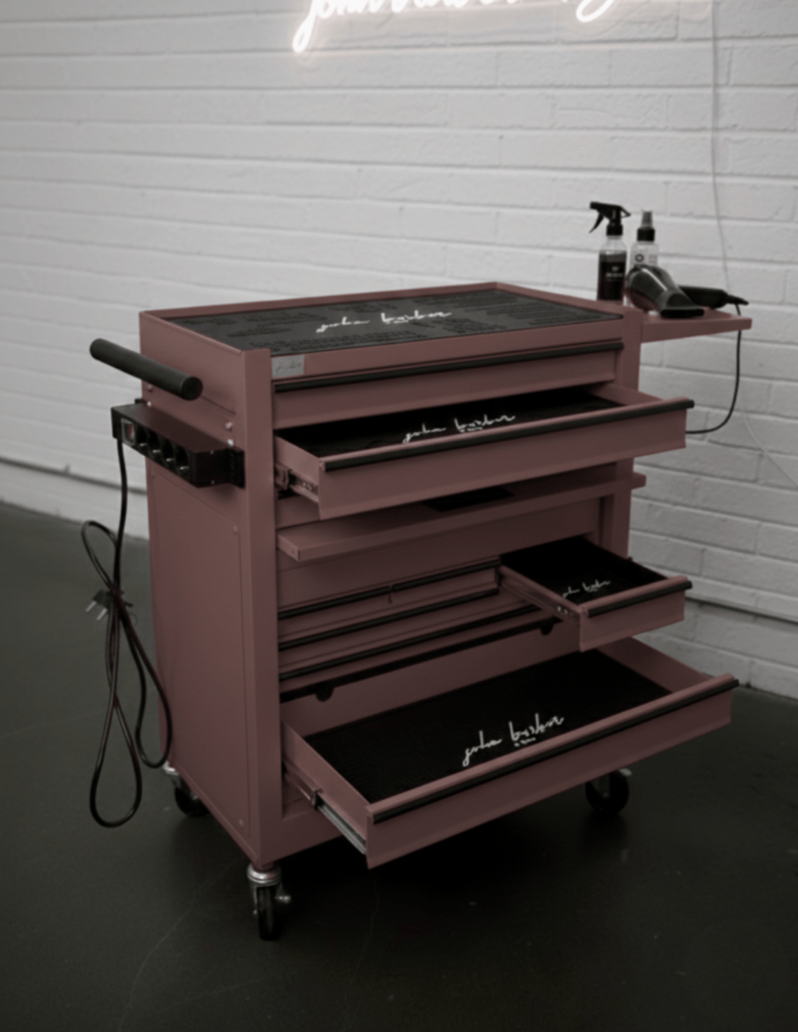 BARBER TROLLEY PRO ROLLWAGEN N VERSCHIEDENEN FARBEN – UV-STERILISATION Friseurwagen