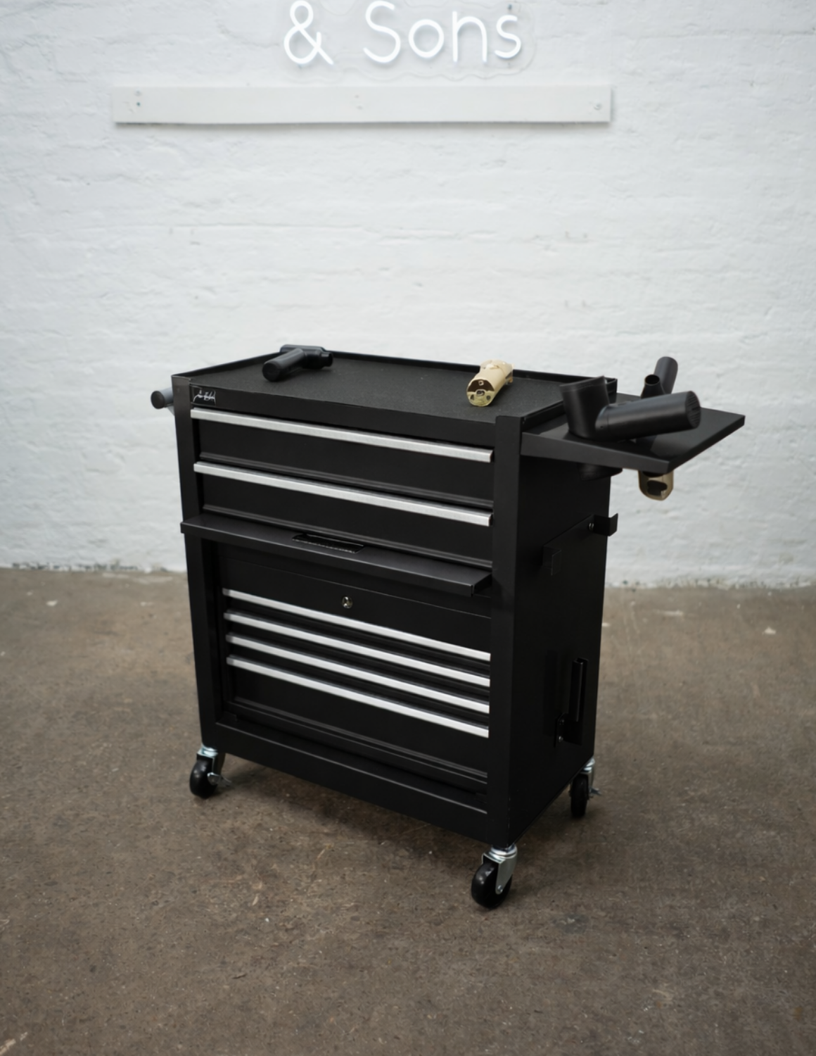 BARBER TROLLEY PRO – Mobiele trolley in verschillende kleuren – UV-desinfectie – Barbiertrolley