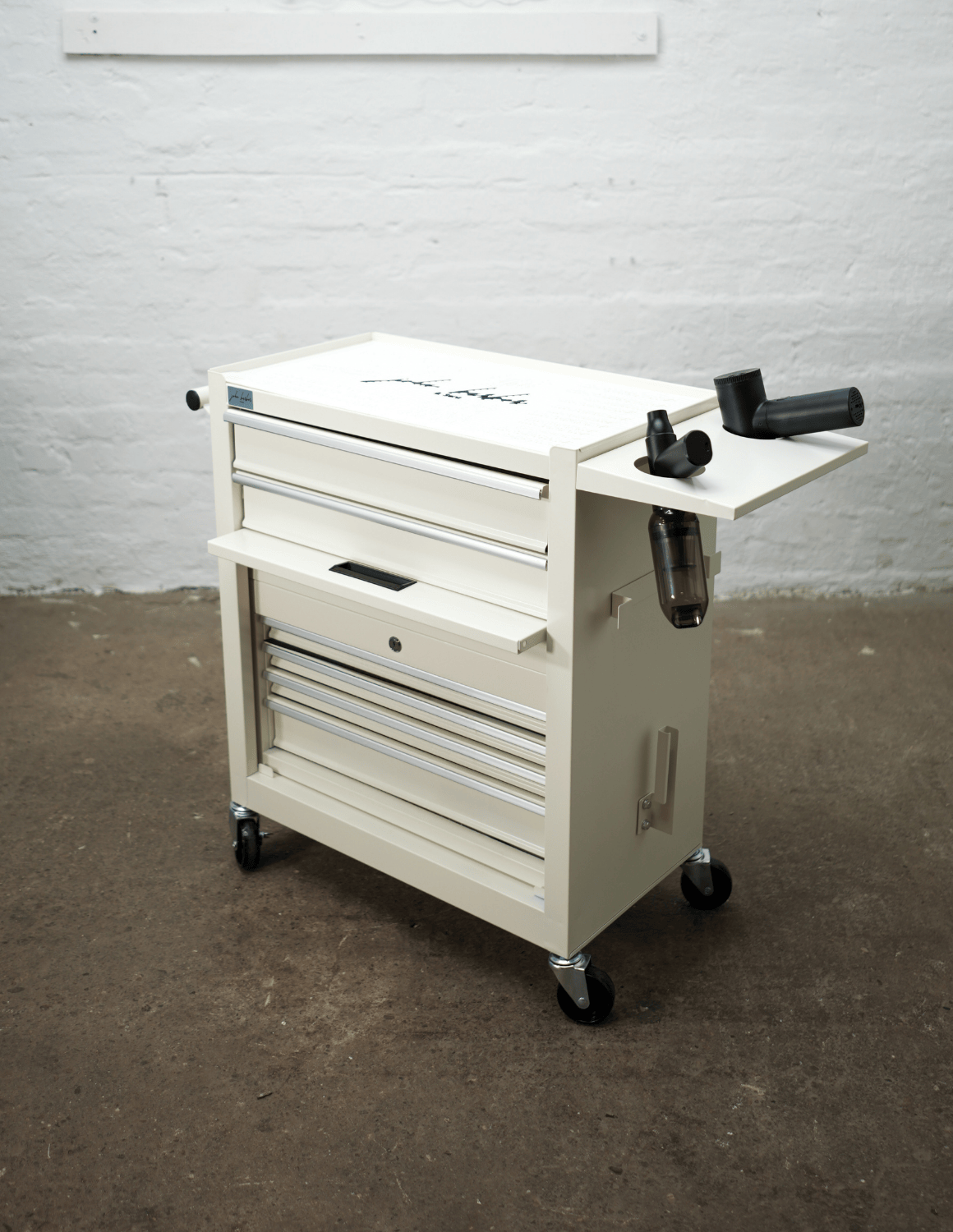 BARBER TROLLEY PRO ROLLWAGEN N VERSCHIEDENEN FARBEN – UV-STERILISATION Friseurwagen