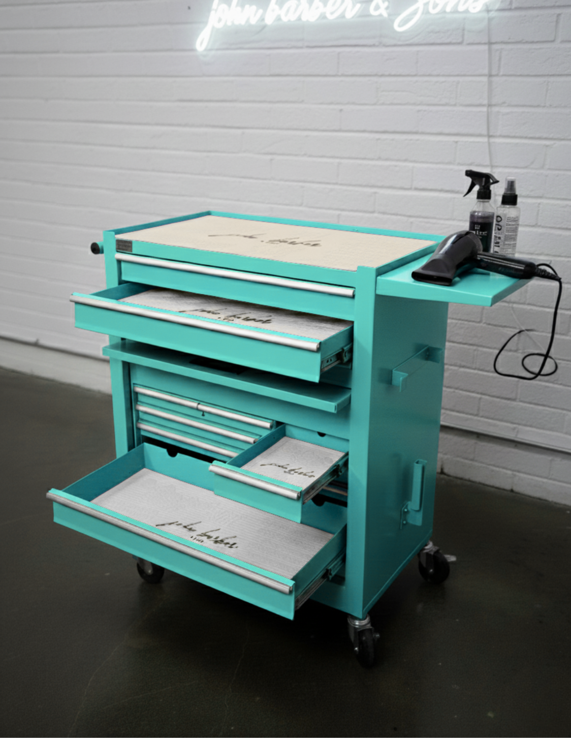 BARBER TROLLEY PRO – Carrello mobile in diversi colori – Disinfezione UV – Carrello da barbiere