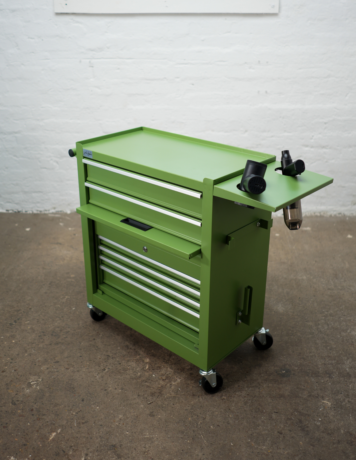 BARBER TROLLEY PRO – Mobiele trolley in verschillende kleuren – UV-desinfectie – Barbiertrolley