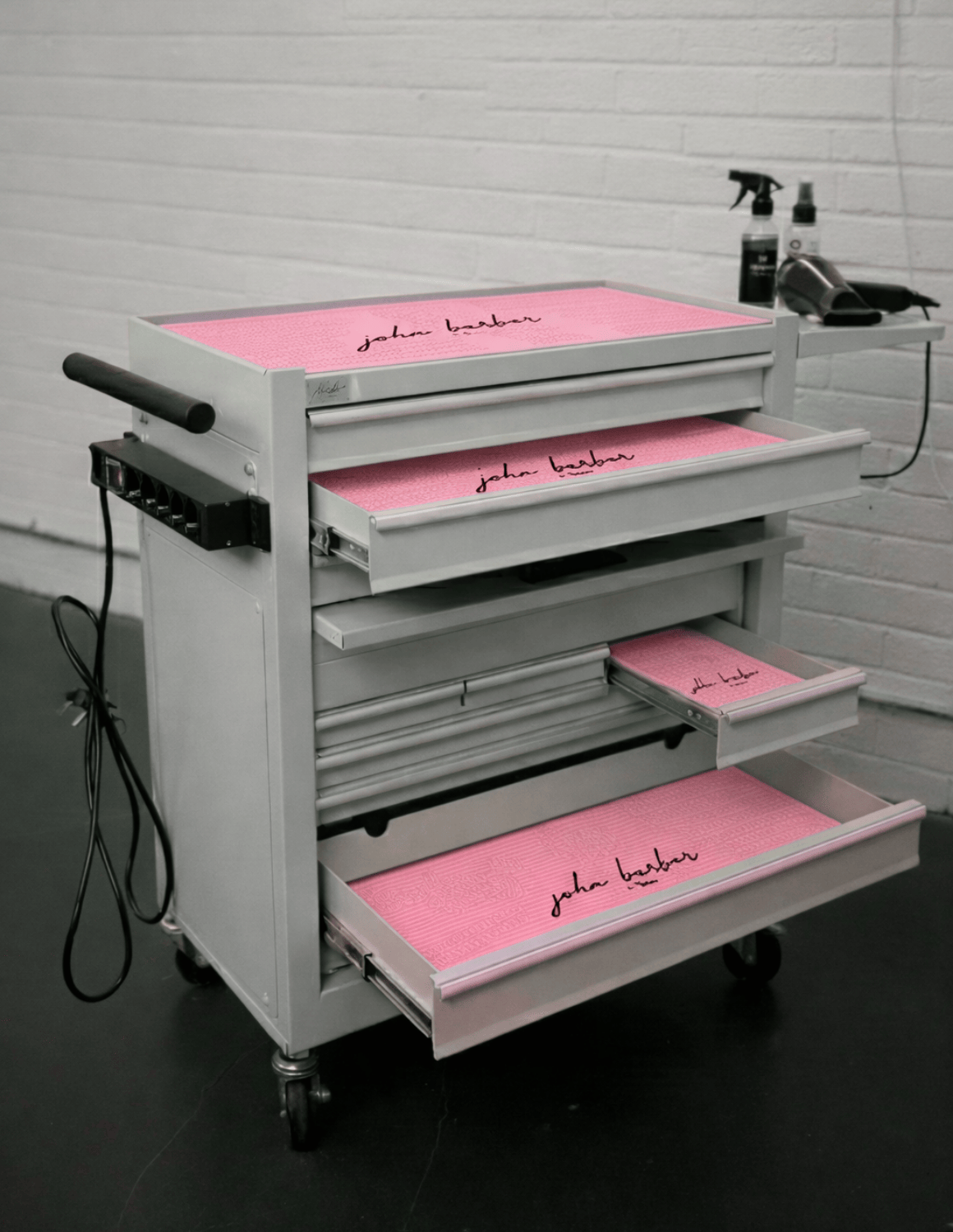 BARBER TROLLEY PRO ROLLWAGEN N VERSCHIEDENEN FARBEN – UV-STERILISATION Friseurwagen