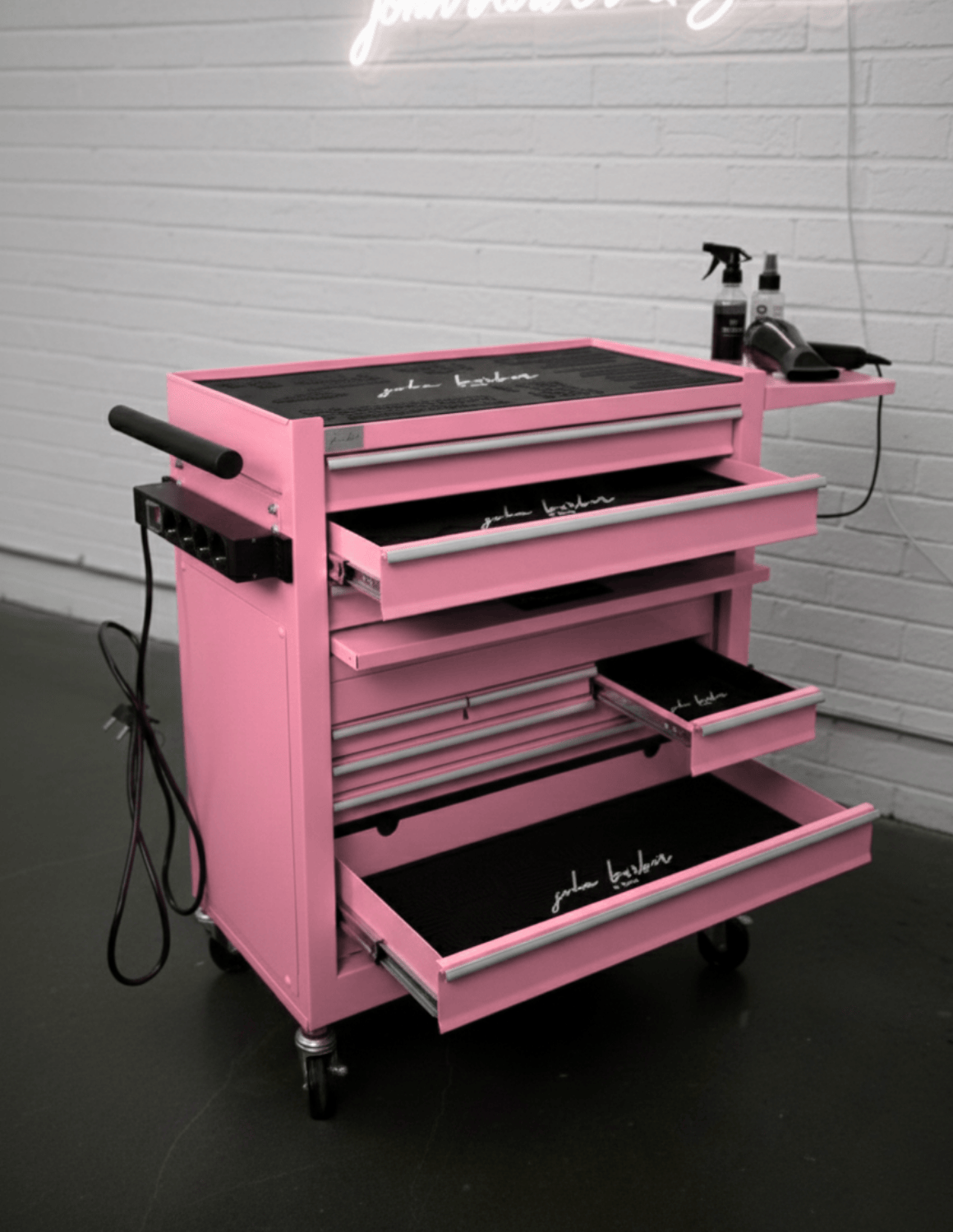 BARBER TROLLEY PRO ROLLWAGEN N VERSCHIEDENEN FARBEN – UV-STERILISATION Friseurwagen
