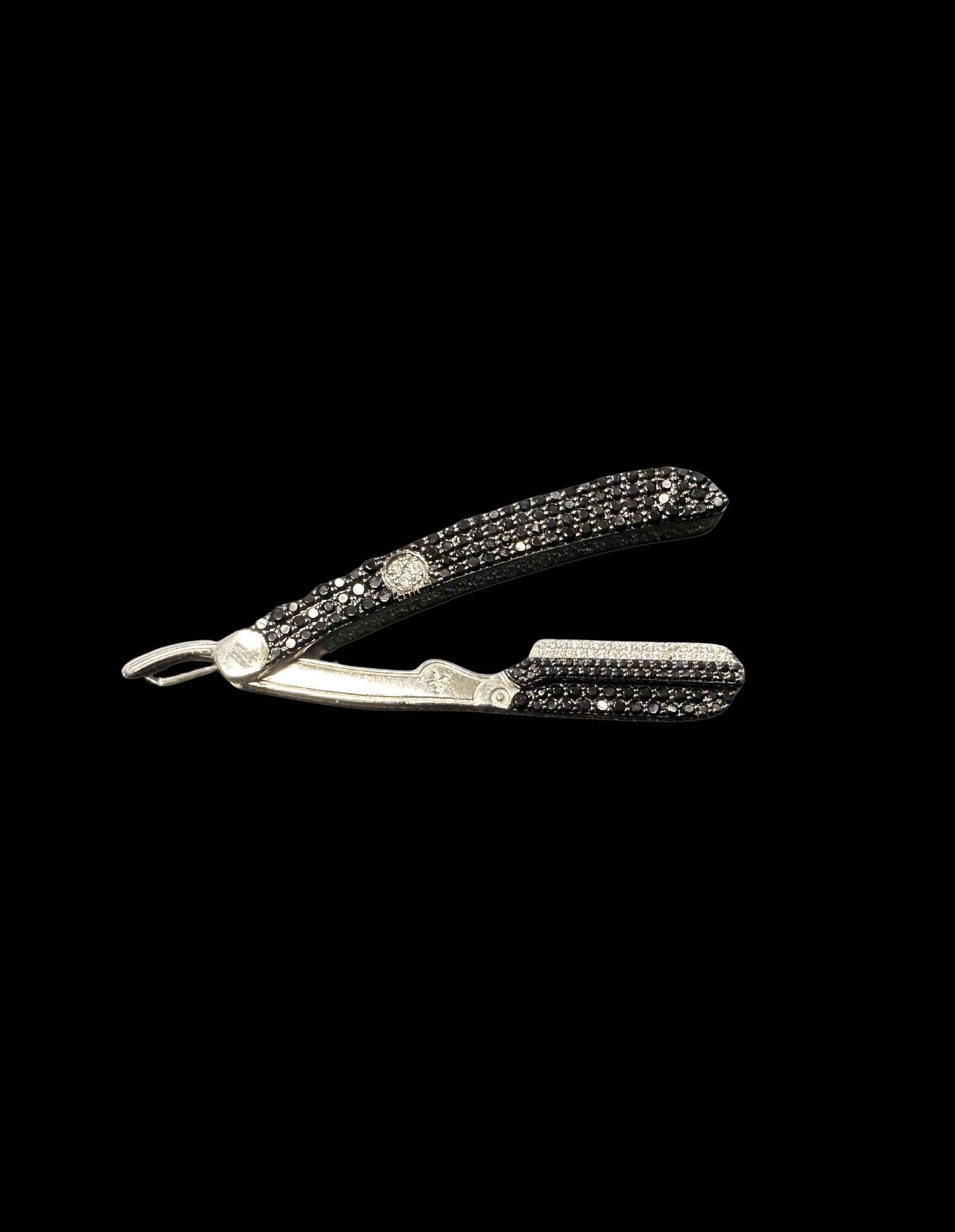Barber Rasiermesser Kettenanhänger 925 Silber – Shaver Anhänger mit CZ Steinen.