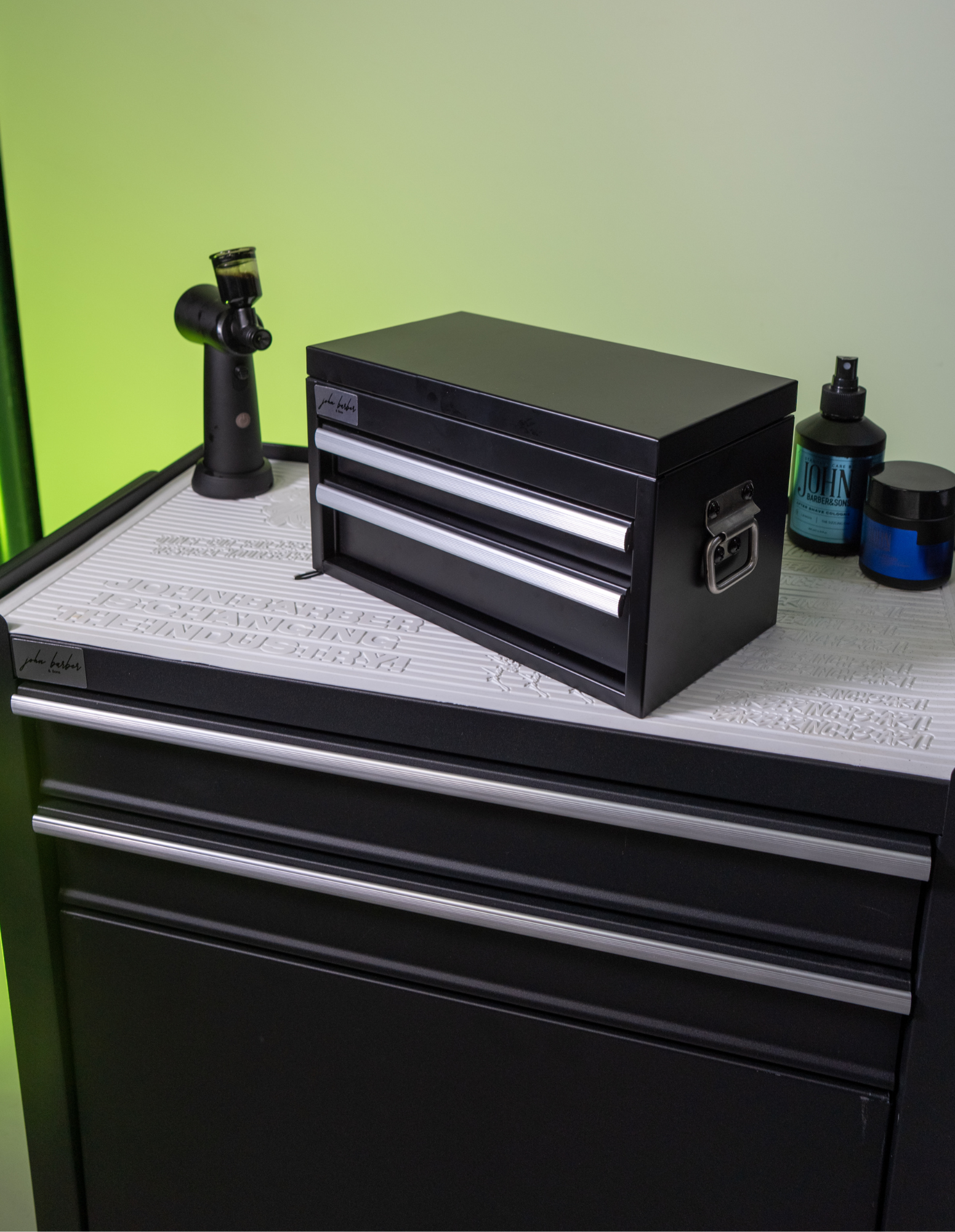 Mini Werkzeugschublade für Arbeitsplatte – Barber und Friseur Organizer.