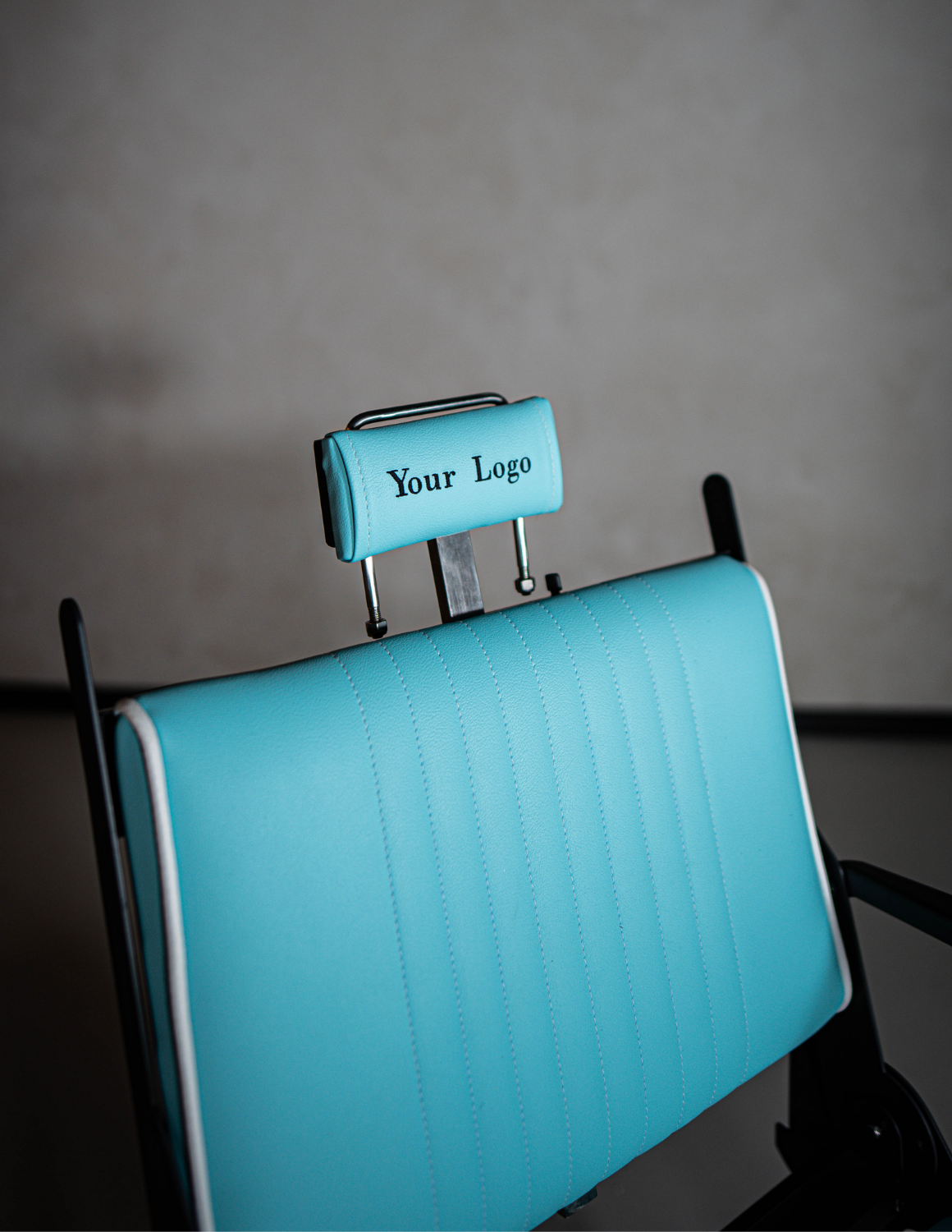 JBS Move 1.0 mobile and foldable barber chair for barbershop, salon, and beauty use