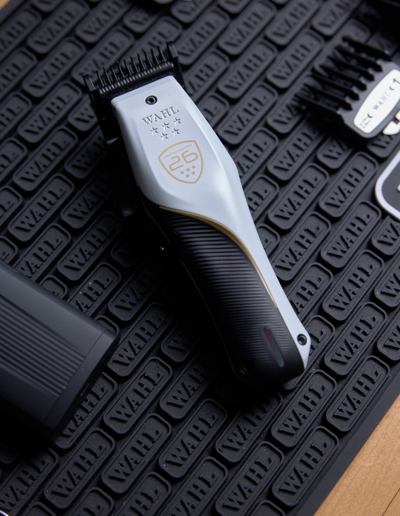 WAHL Vapor CE Championship Edition Cordless Clipper Cordless Hair Clipper
