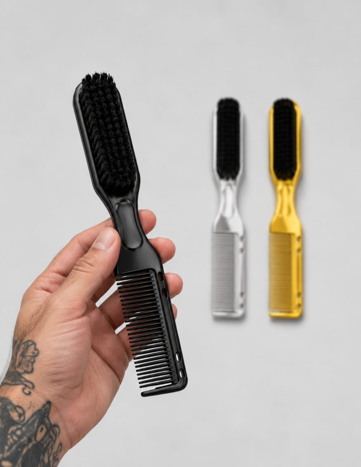 Fade Brush 2-in-1 – Barber Bürste & Kamm in einem, ergonomisch | JBS Brush Comb