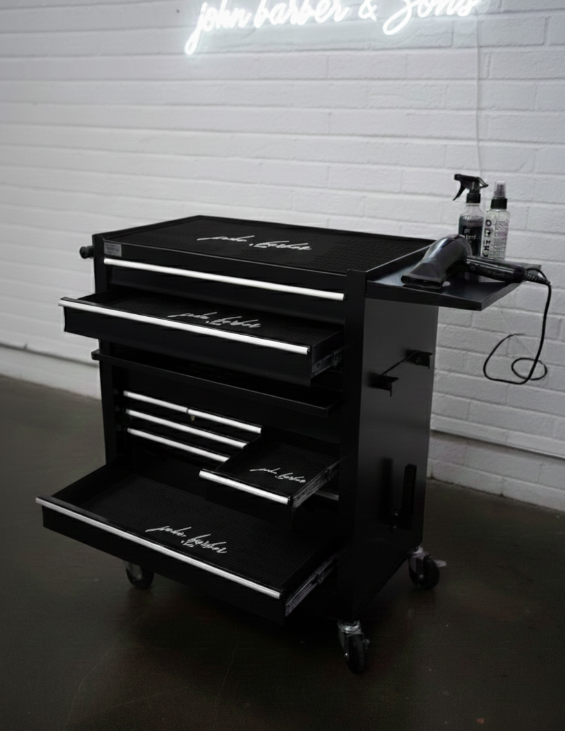 BARBER TROLLEY PRO – Κινητό καρότσι σε διάφορα χρώματα – Απολύμανση UV – Καρότσι κουρείου