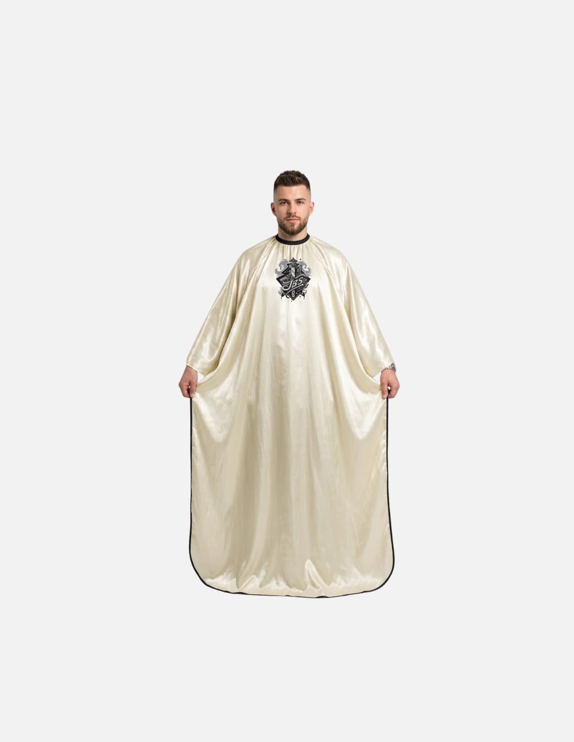 Premium satinbarberkappa med kimono-armöppningar och sidenlook – Broderad med din logotyp | Frisörkappa & satinkappa